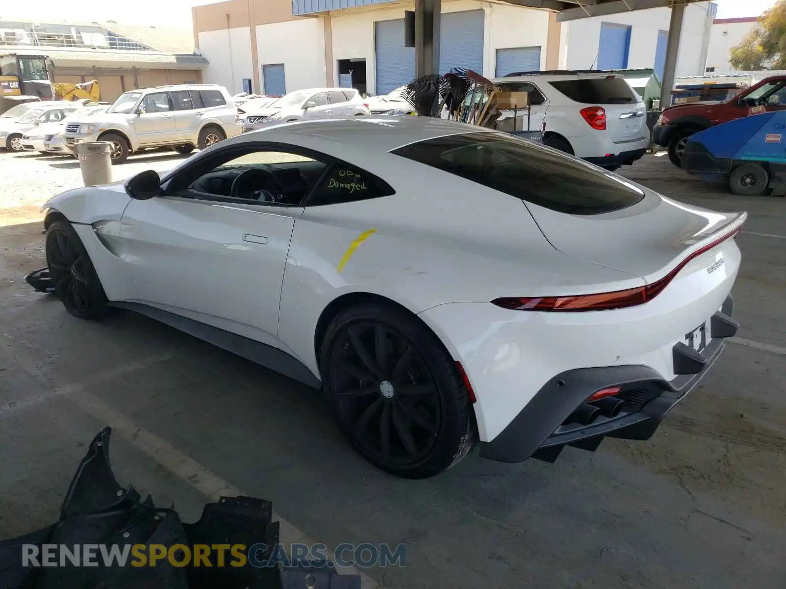 3 fotografías del automóvil dañado SCFSMGAW7LGN03112 ASTON MARTIN ALL MODELS 2020