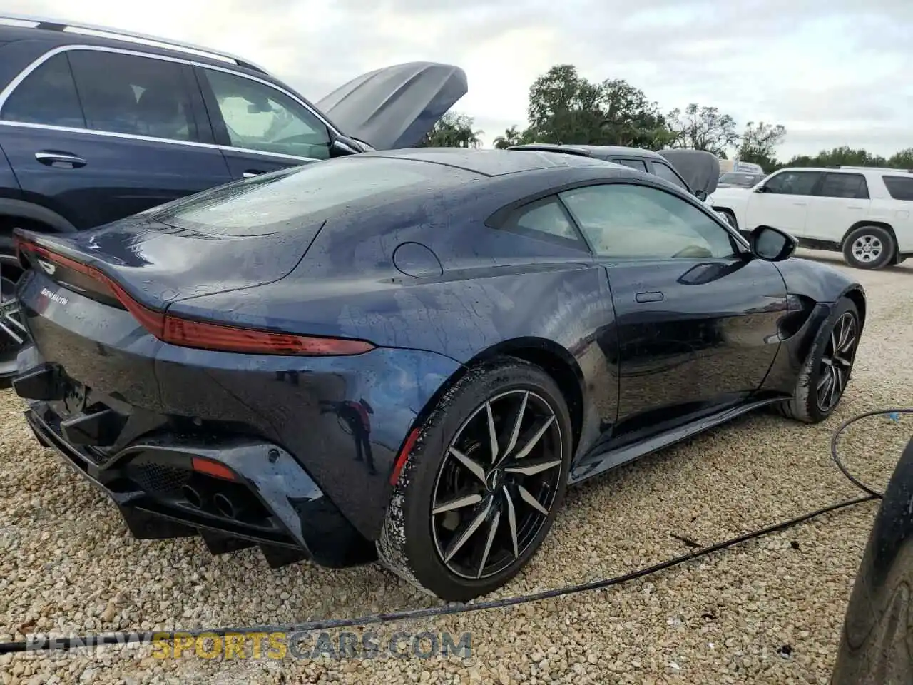 3 Фотография поврежденного автомобиля SCFSMGAW8LGN04186 ASTON MARTIN ALL MODELS 2020