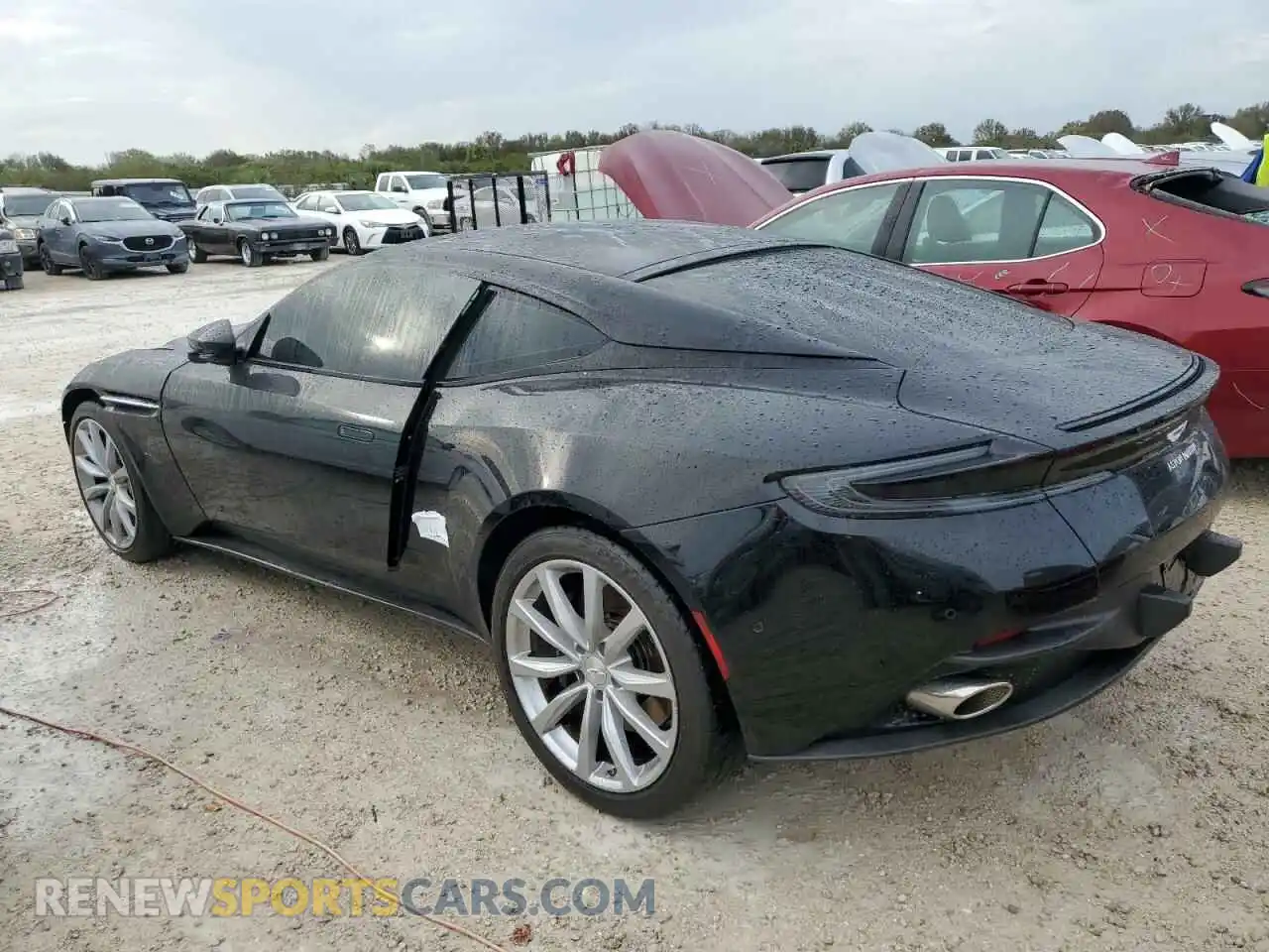 2 fotografías del automóvil dañado SCFRMFAW6MGL10668 ASTON MARTIN ALL MODELS 2021