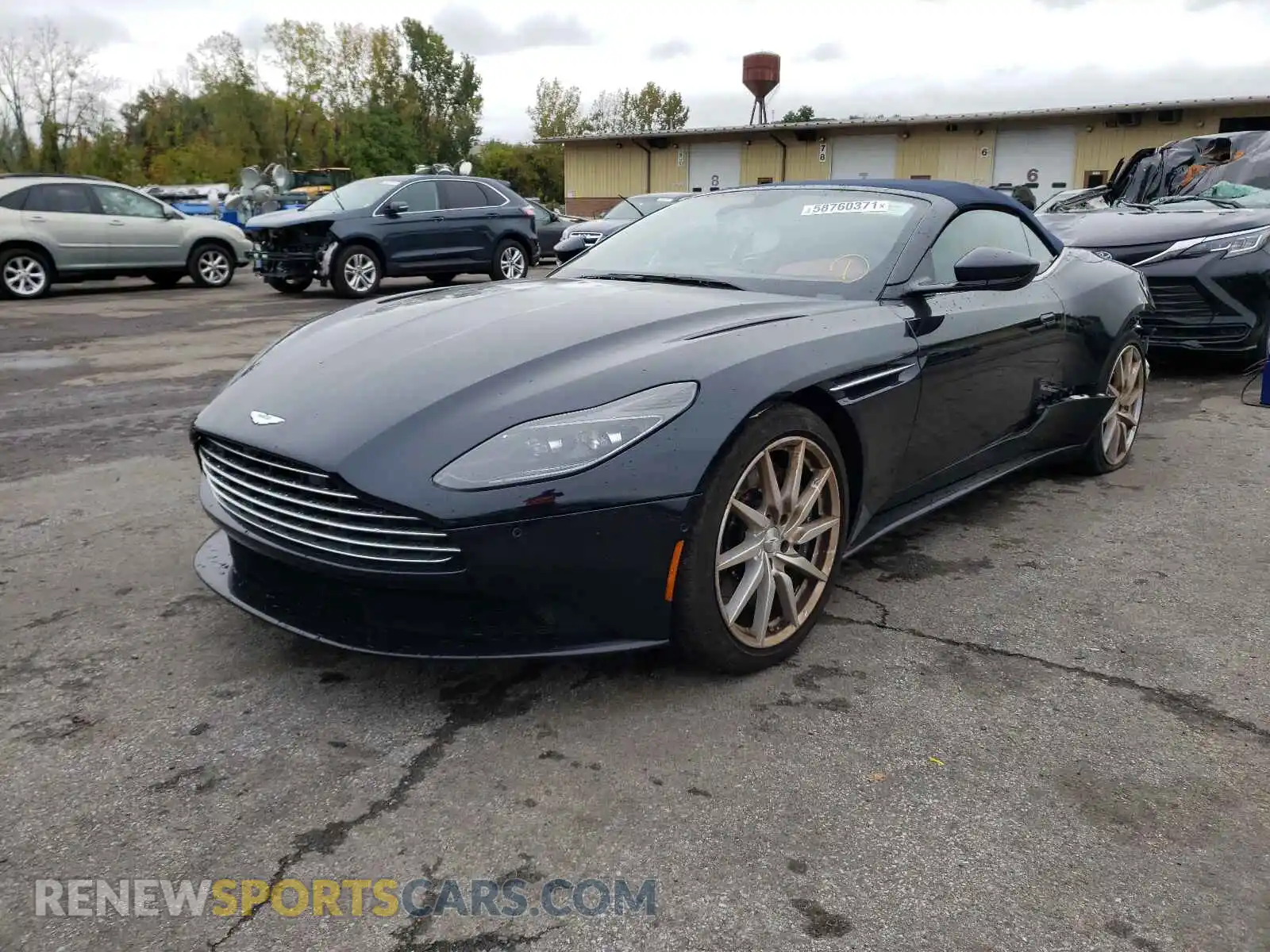 2 fotografías del automóvil dañado SCFRMFCW8MGM10218 ASTON MARTIN ALL MODELS 2021