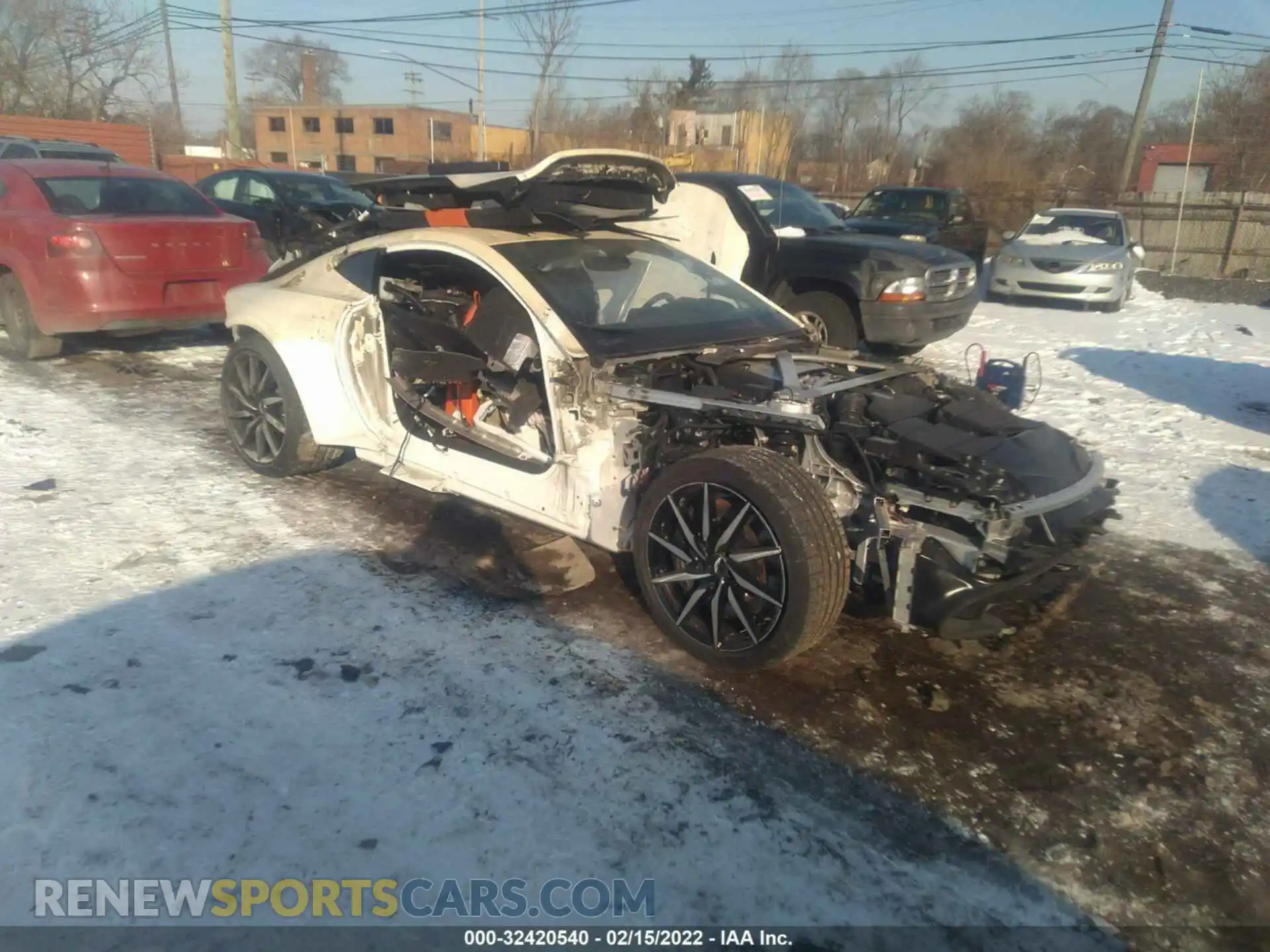 1 Photograph of a damaged car SCFSMGAW0LGN03842 ASTON MARTIN VANTAGE 2020