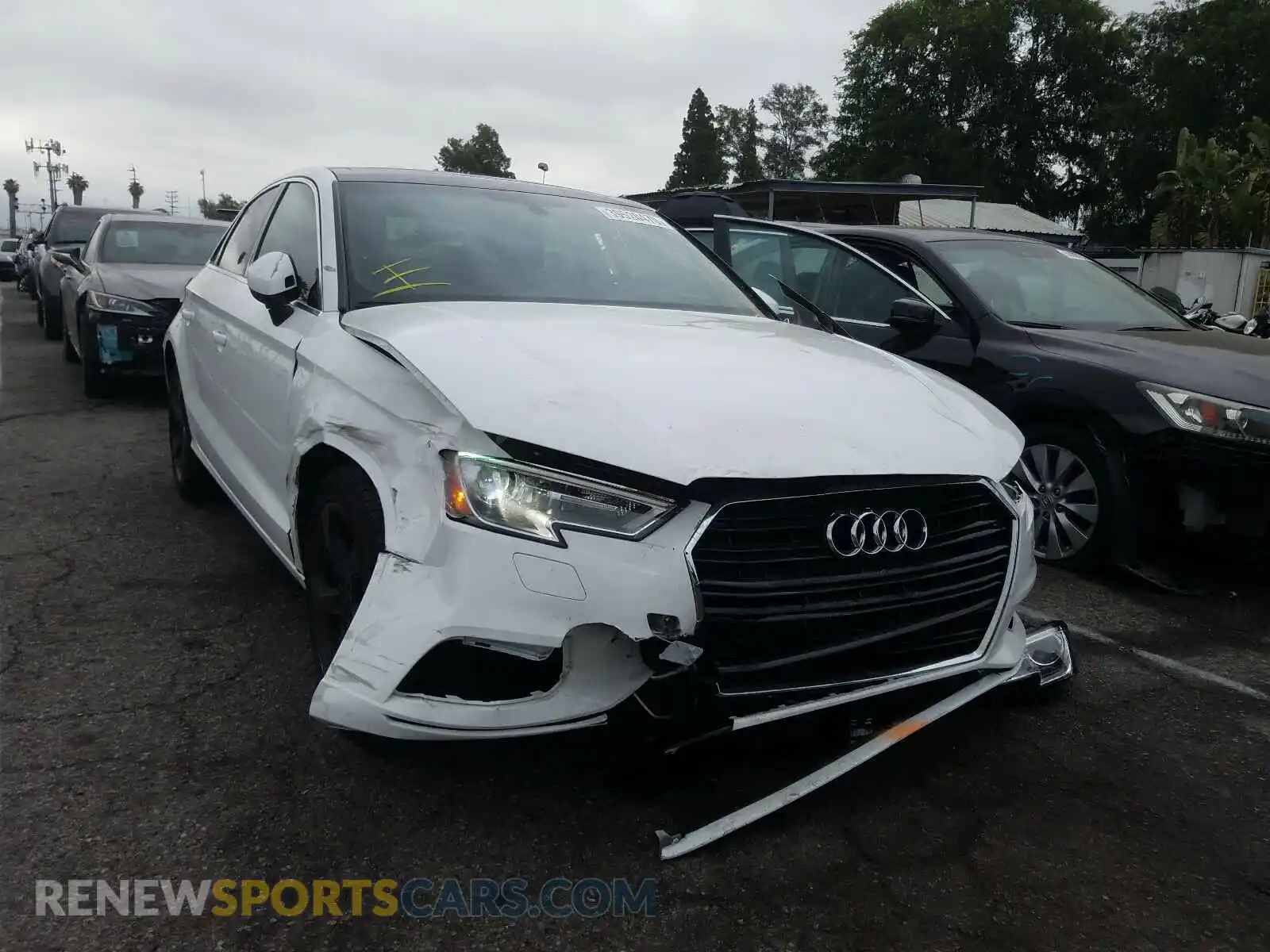 1 Photograph of a damaged car WAUAUGFF3K1010917 AUDI A3 2019