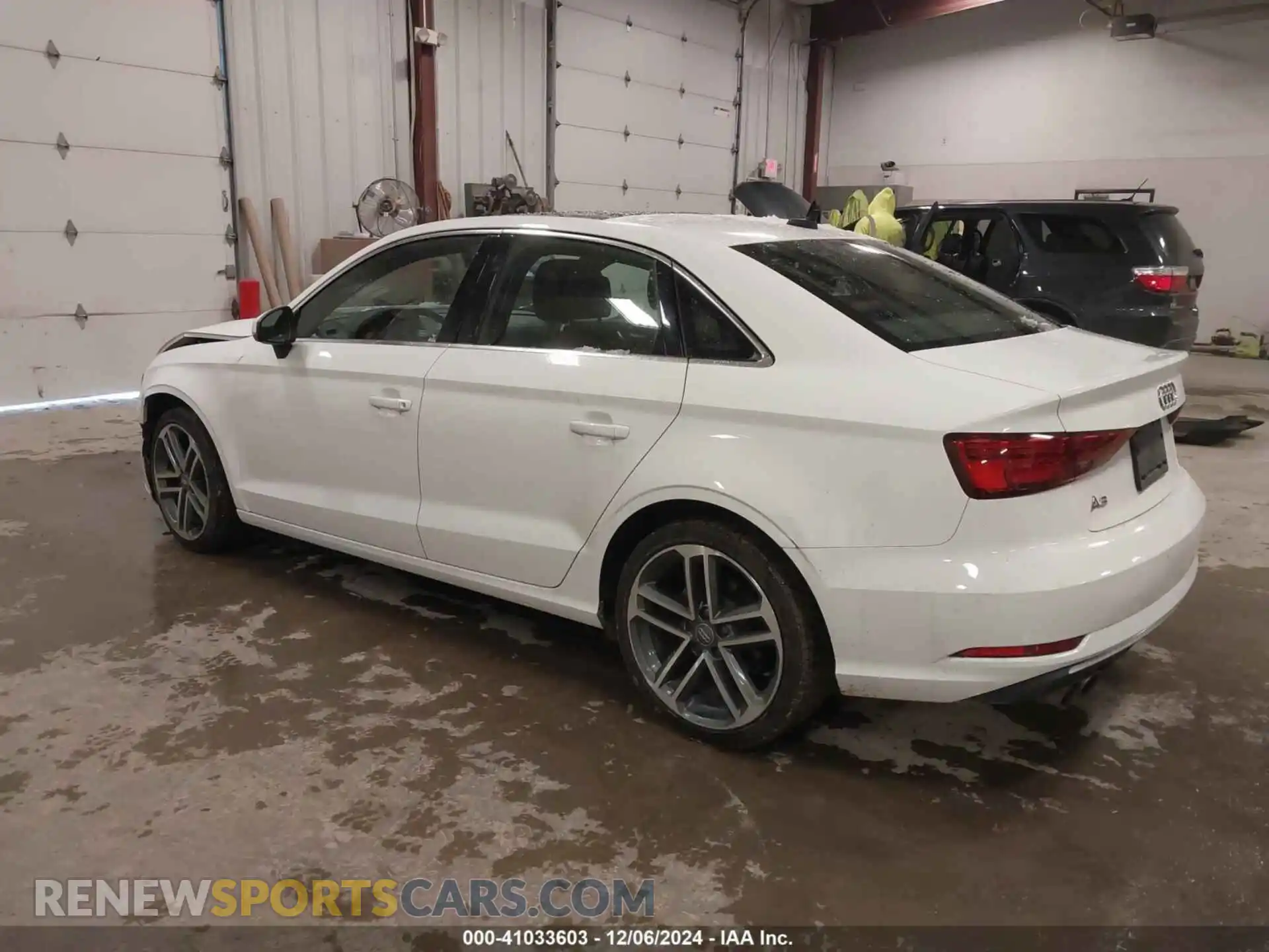 3 Photograph of a damaged car WAUAUGFF8K1015742 AUDI A3 2019