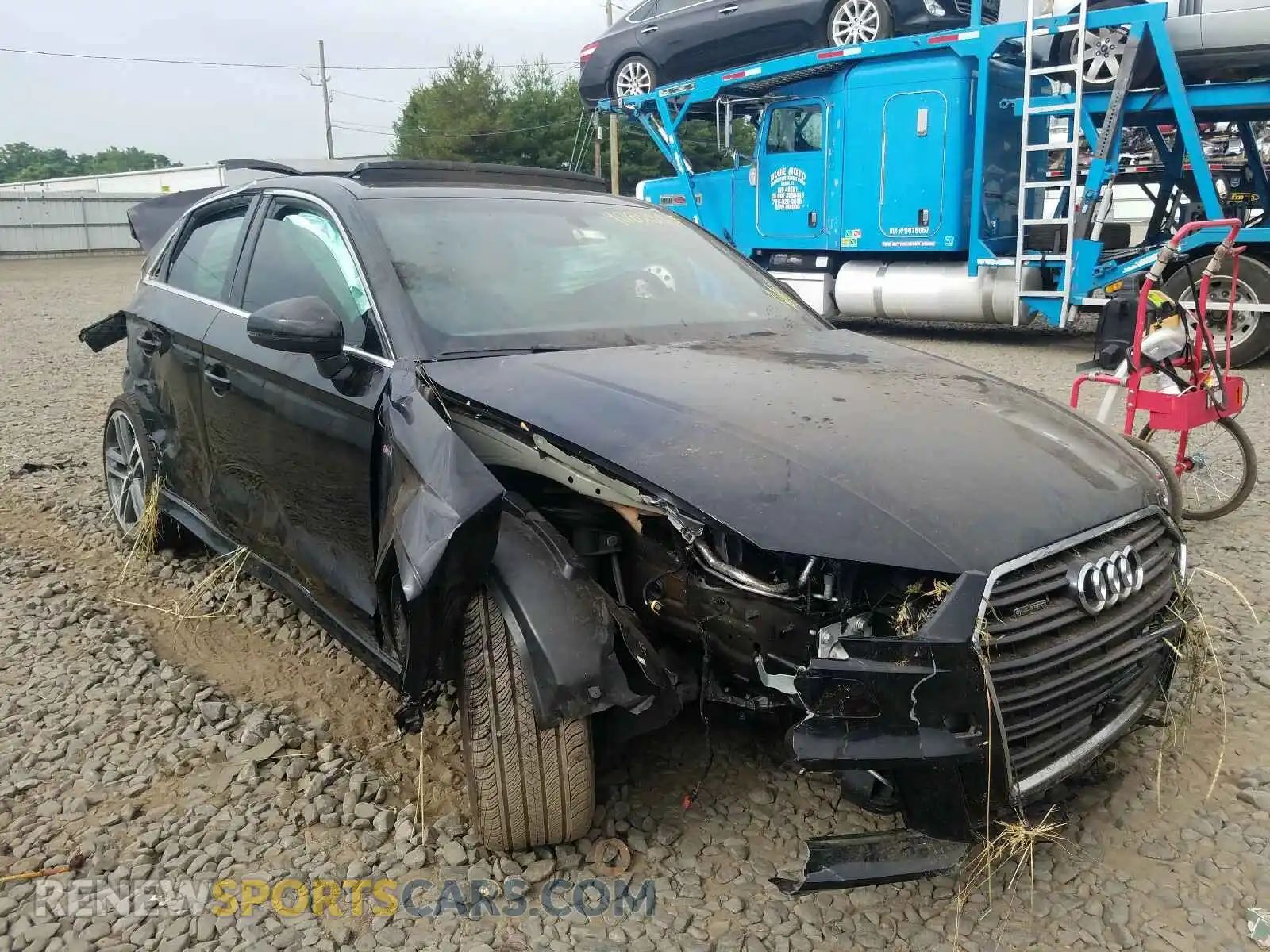 1 Photograph of a damaged car WAUJEGFF9K1017979 AUDI A3 2019