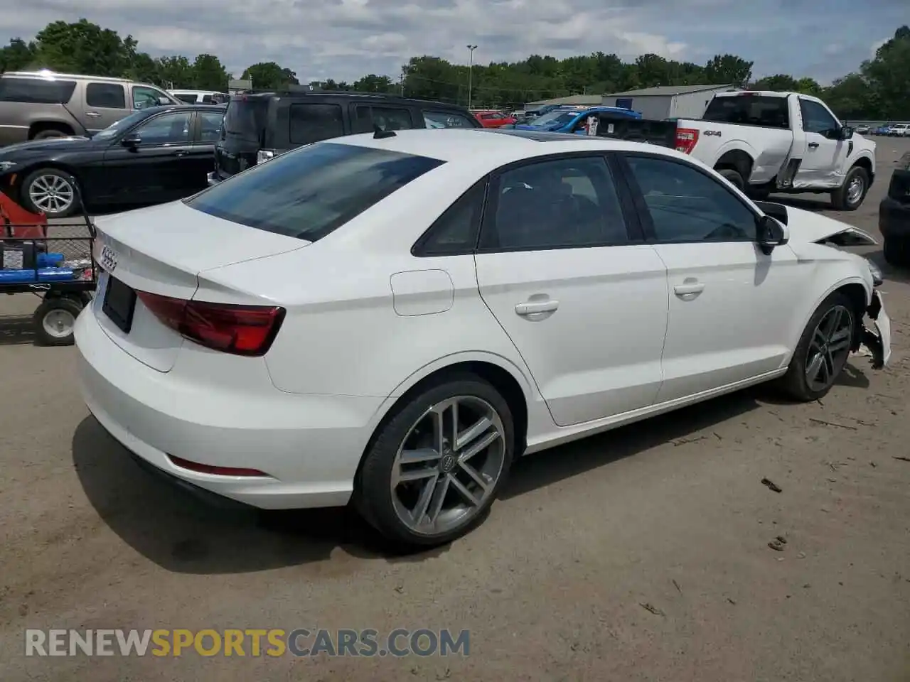 3 Photograph of a damaged car WAUAUGFF2LA054070 AUDI A3 2020