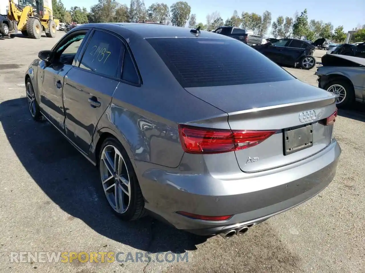 3 Фотография поврежденного автомобиля WAUAUGFF9LA104222 AUDI A3 2020