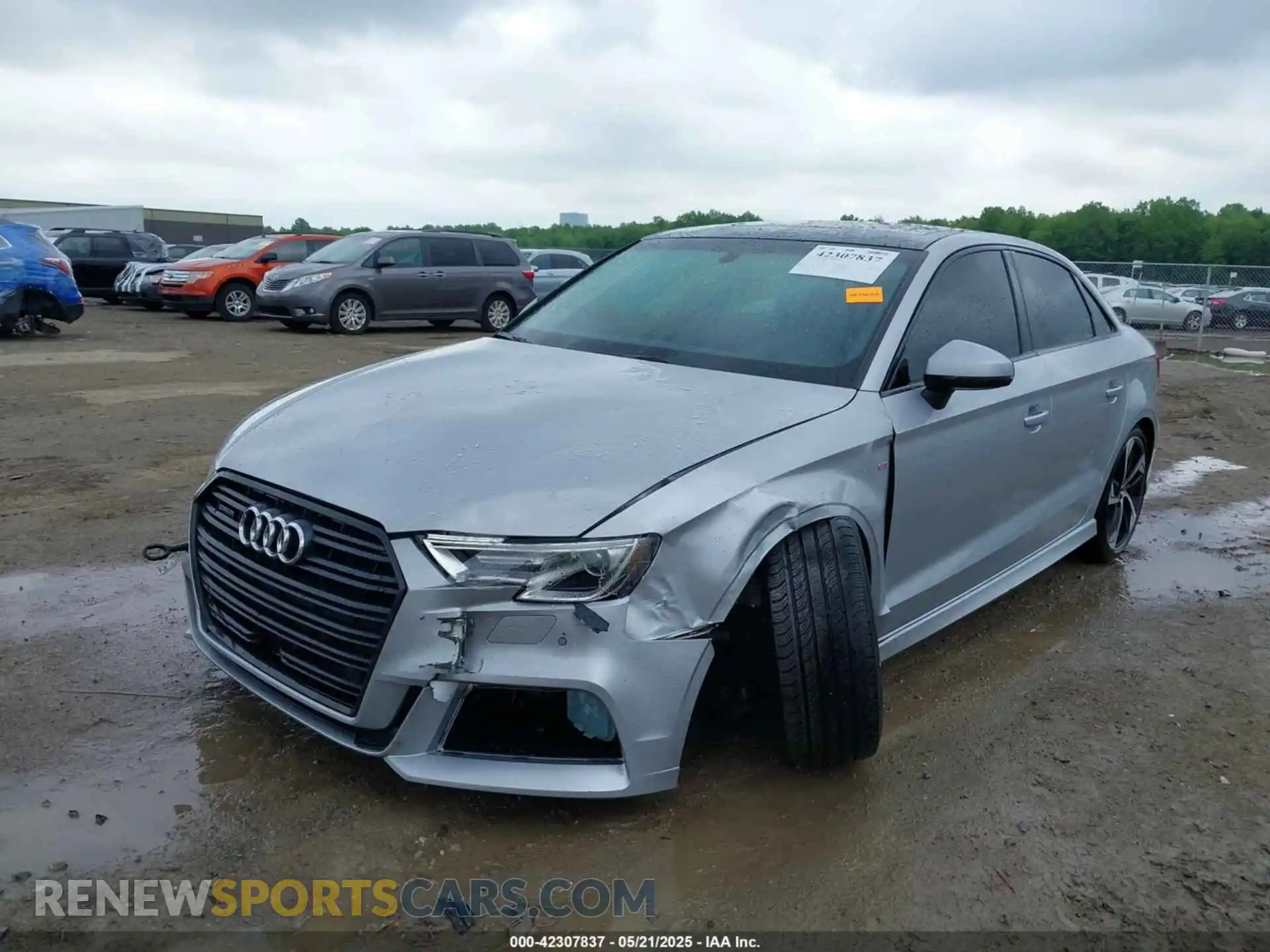 2 Photograph of a damaged car WAUBEGFF4LA096161 AUDI A3 2020
