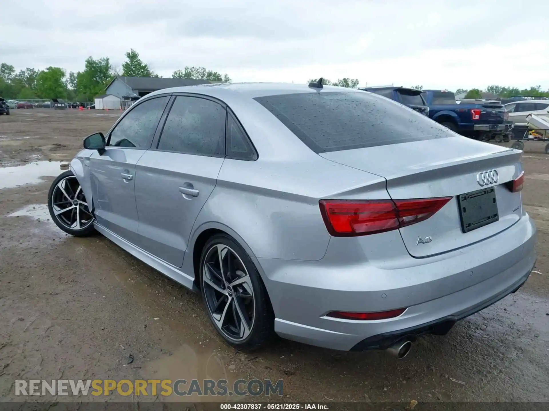 3 Photograph of a damaged car WAUBEGFF4LA096161 AUDI A3 2020