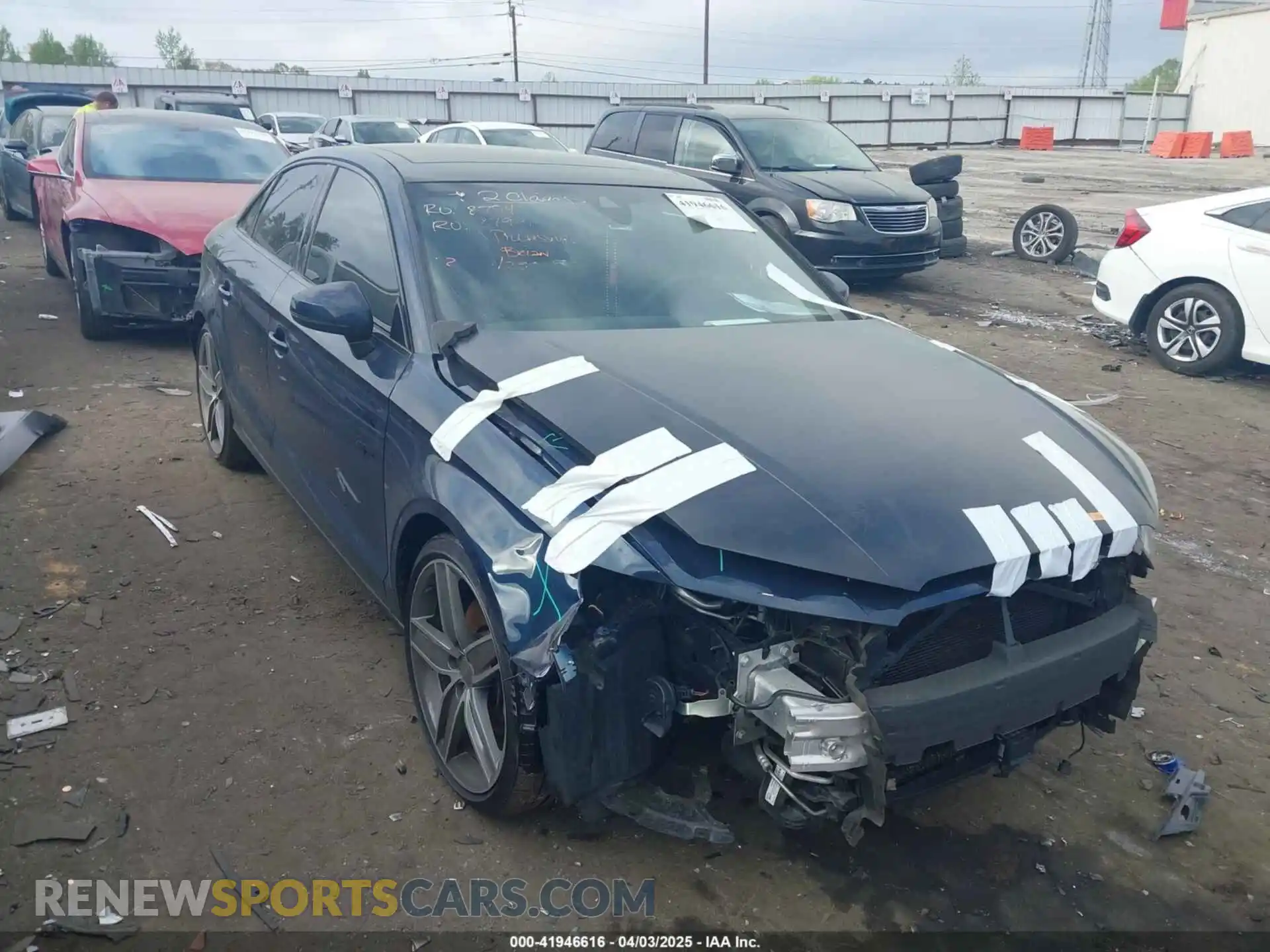1 Фотография поврежденного автомобиля WAUCUGFF5LA003574 AUDI A3 2020