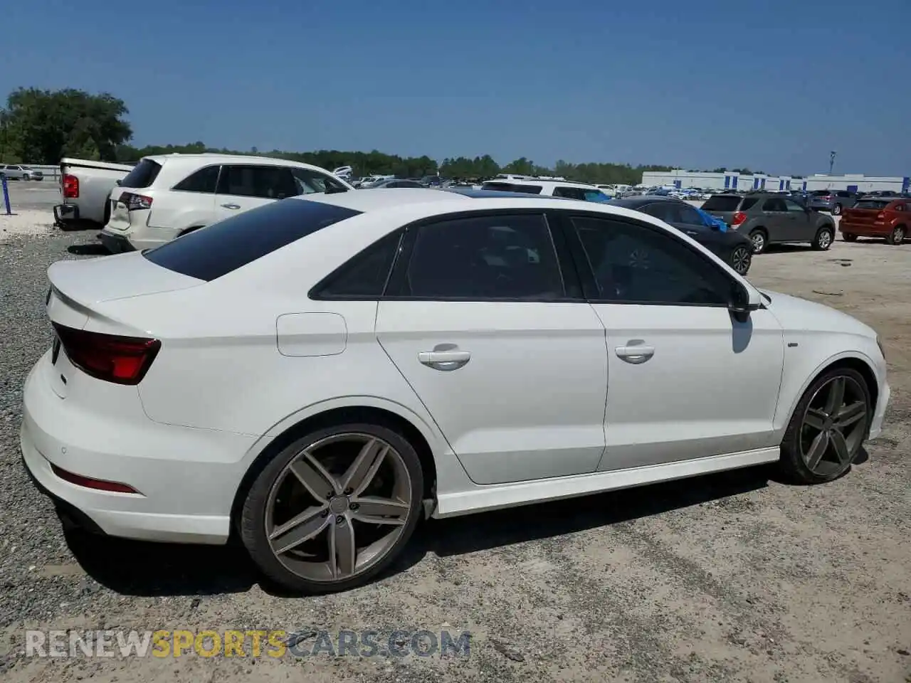 3 Photograph of a damaged car WAUJEGFF9LA050031 AUDI A3 2020