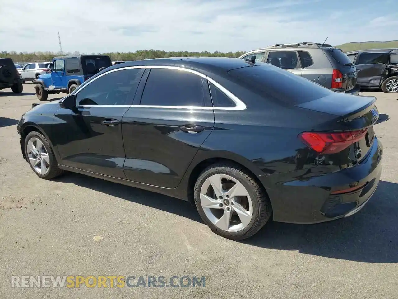 2 fotografías del automóvil dañado WAUAUDGY1NA031493 AUDI A3 2022