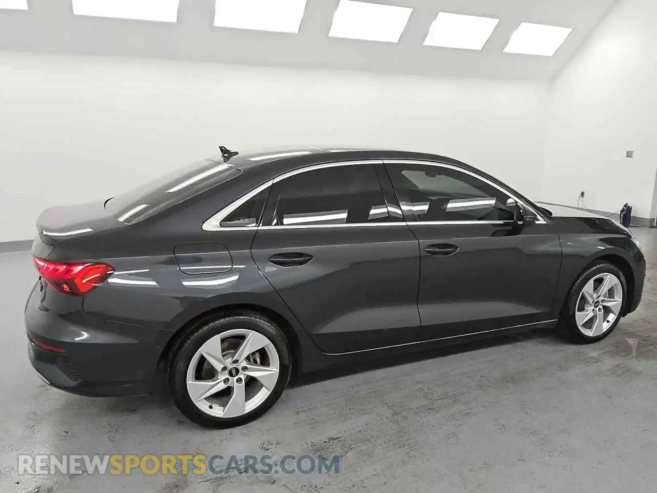 3 Фотография поврежденного автомобиля WAUAUDGY2NA094957 AUDI A3 2022