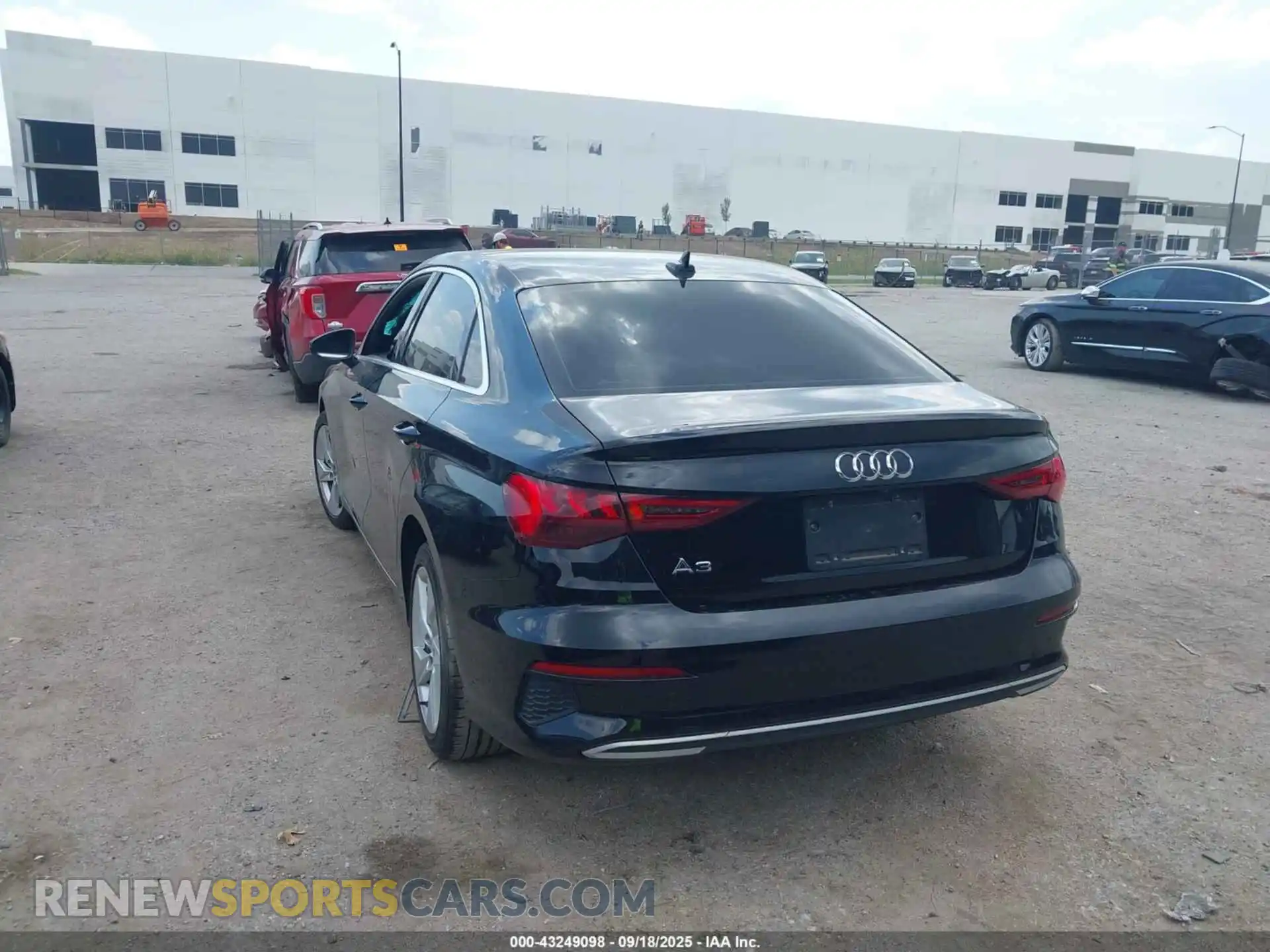 3 Фотография поврежденного автомобиля WAUAUDGY8NA047027 AUDI A3 2022