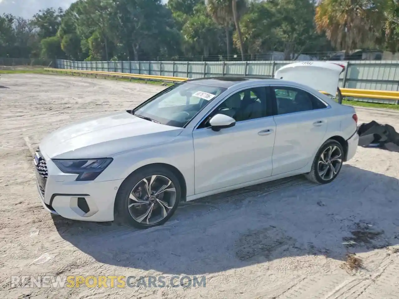 1 fotografías del automóvil dañado WAUAUDGY9NA076682 AUDI A3 2022