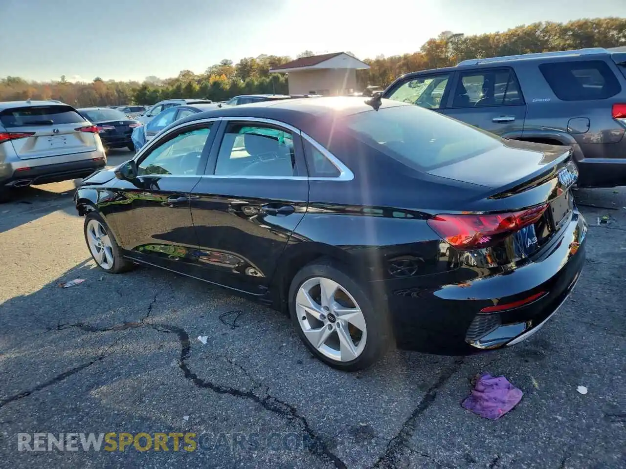 2 Фотография поврежденного автомобиля WAUGUDGY9NA094173 AUDI A3 2022