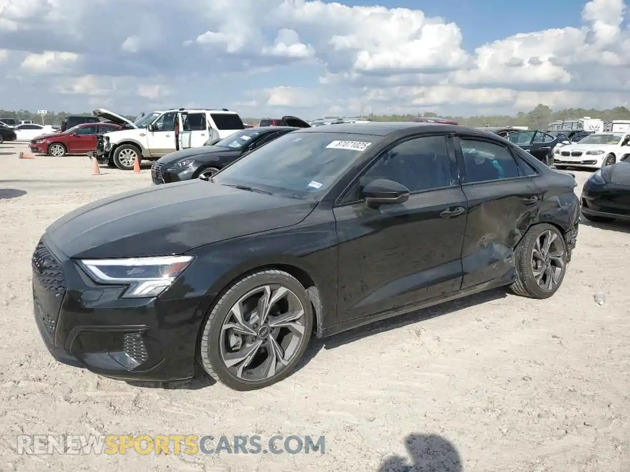 1 fotografías del automóvil dañado WAUHUDGY0NA092414 AUDI A3 2022