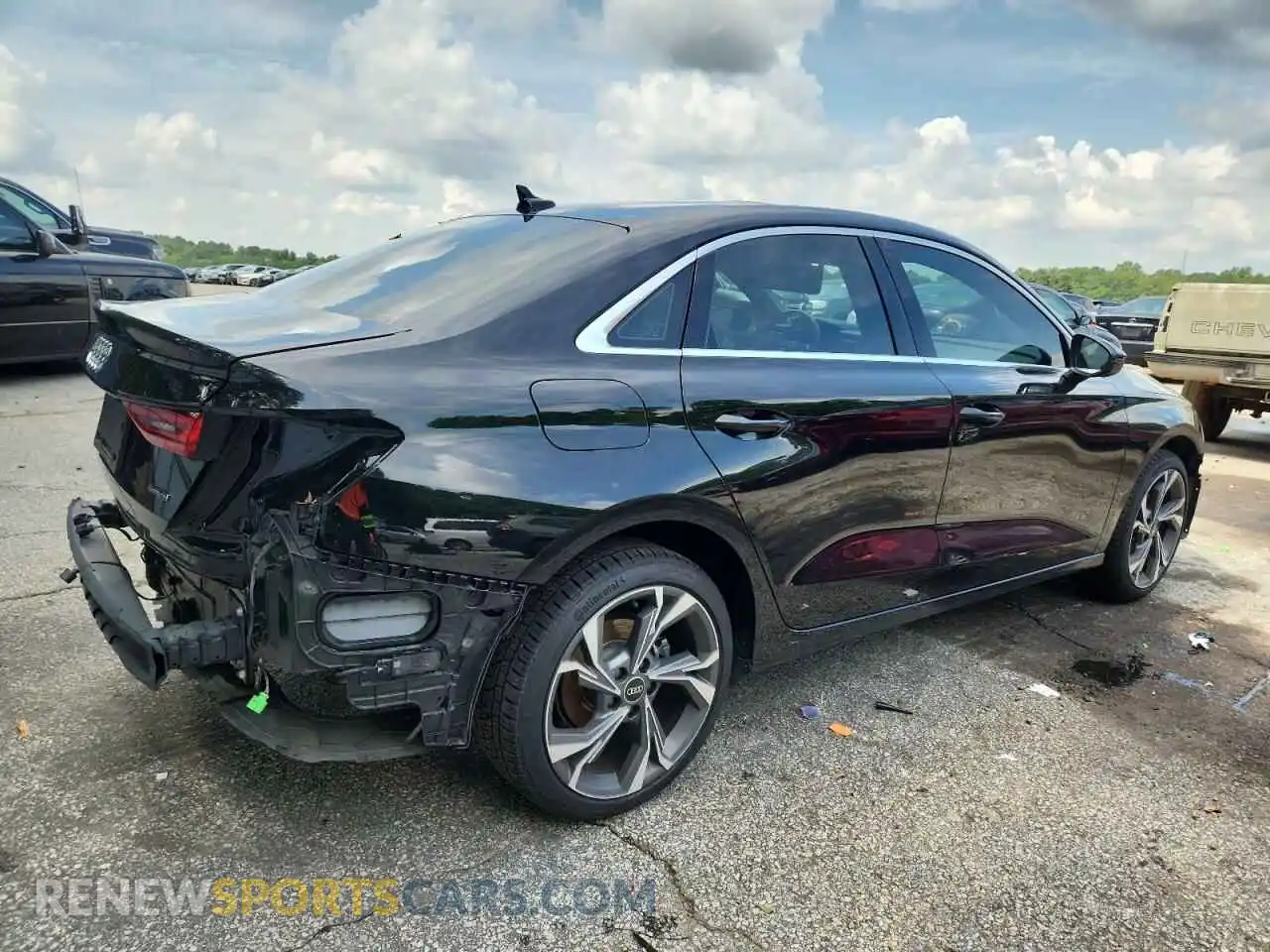 3 Photograph of a damaged car WAUHUDGY7NA055683 AUDI A3 2022