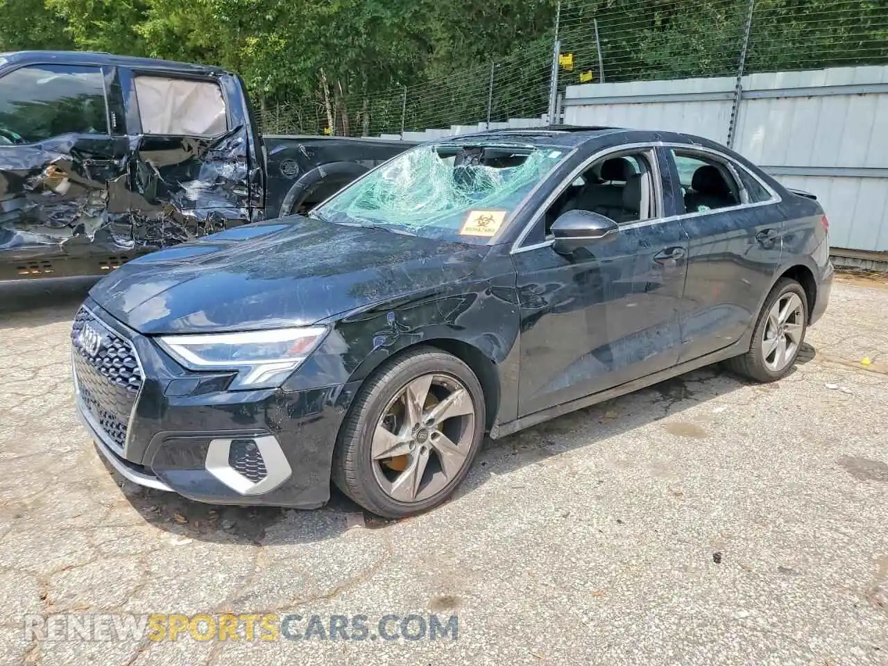 1 Фотография поврежденного автомобиля WAUAUDGY3PA108013 AUDI A3 2023