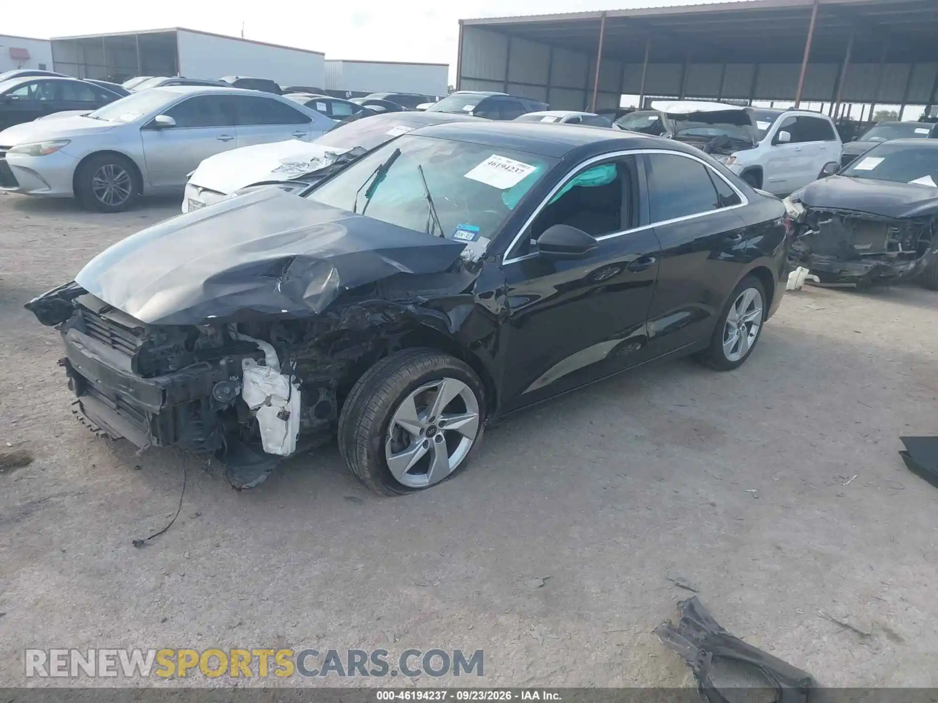 2 fotografías del automóvil dañado WAUAUDGY7PA056255 AUDI A3 2023