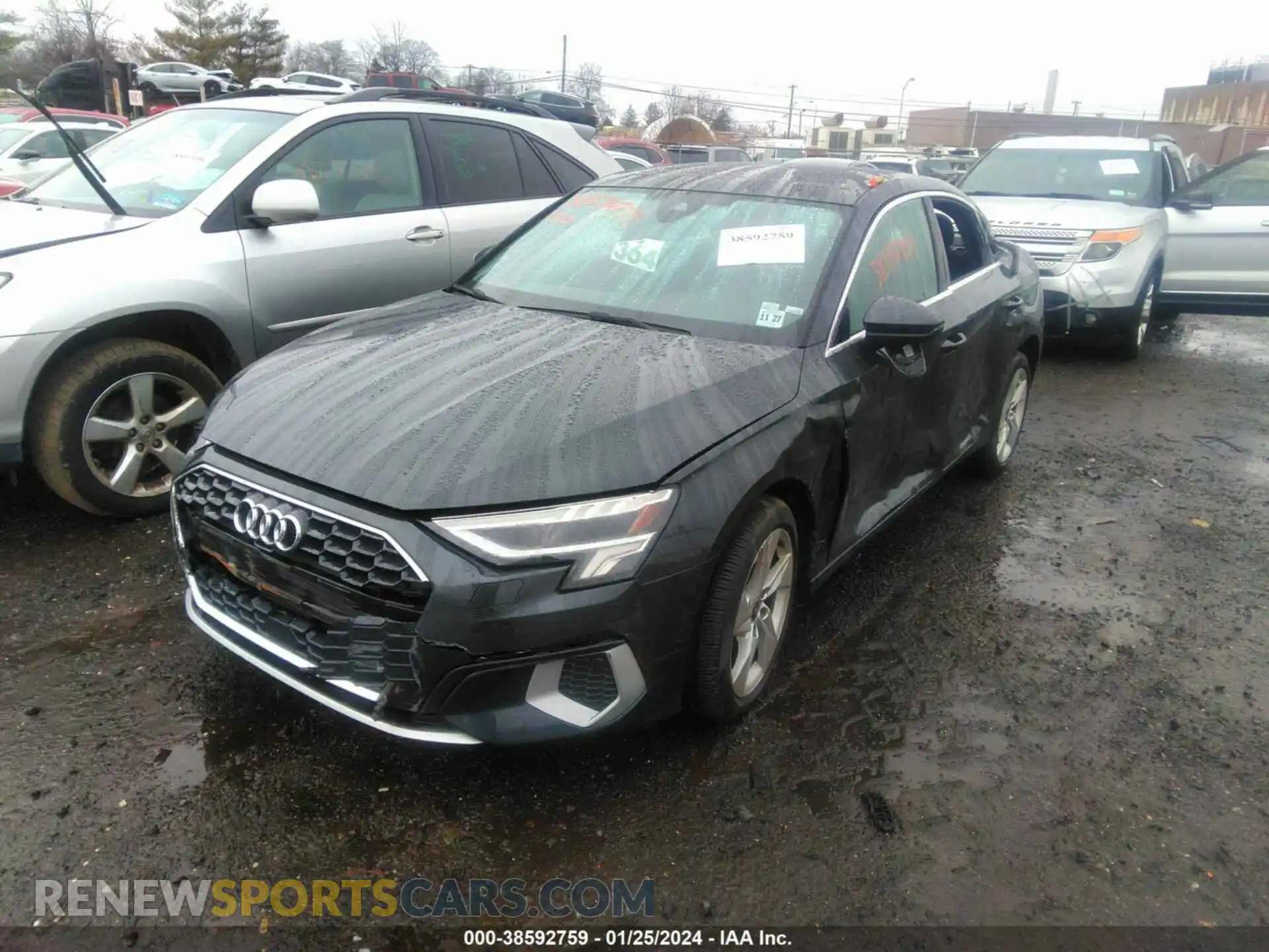 2 fotografías del automóvil dañado WAUGUDGY4PA024325 AUDI A3 2023