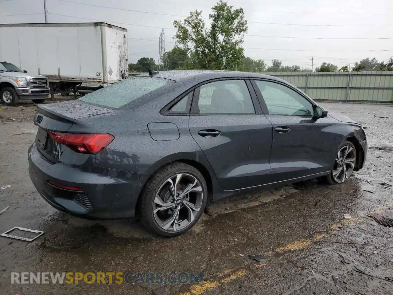3 fotografías del automóvil dañado WAUGUDGY5PA098305 AUDI A3 2023