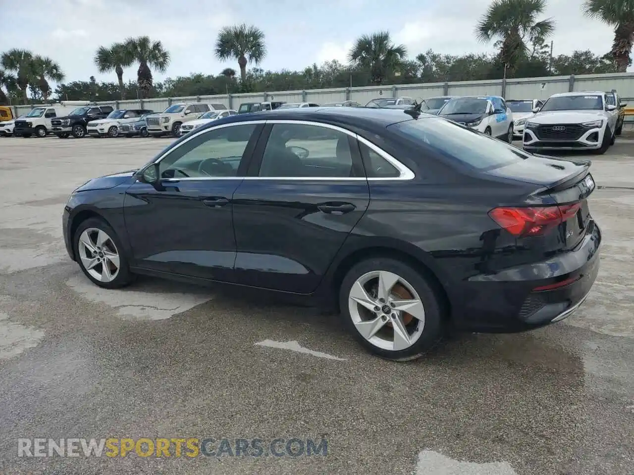 2 fotografías del automóvil dañado WAUAUDGY3RA023742 AUDI A3 2024