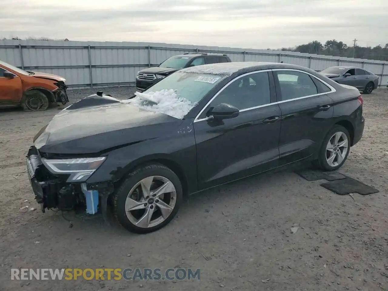 1 Фотография поврежденного автомобиля WAUAUDGY3RA059494 AUDI A3 2024