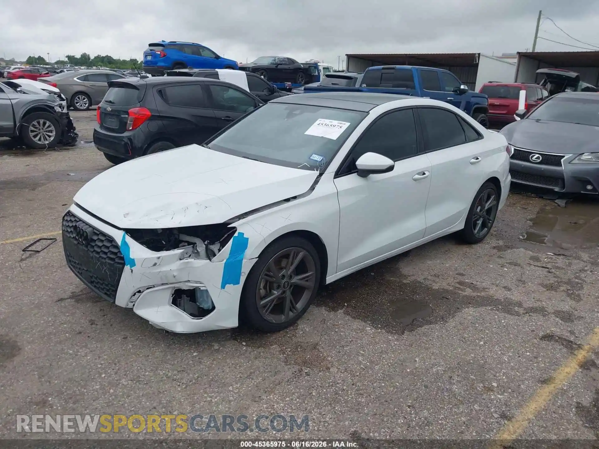 2 fotografías del automóvil dañado WAUGUDGY6RA060603 AUDI A3 2024