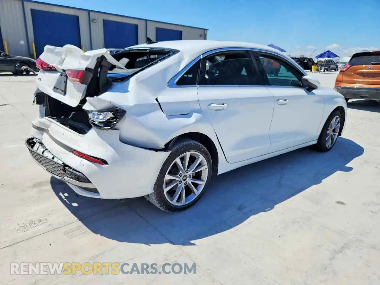 3 Фотография поврежденного автомобиля WAUGUDGY5SA045032 AUDI A3 2025