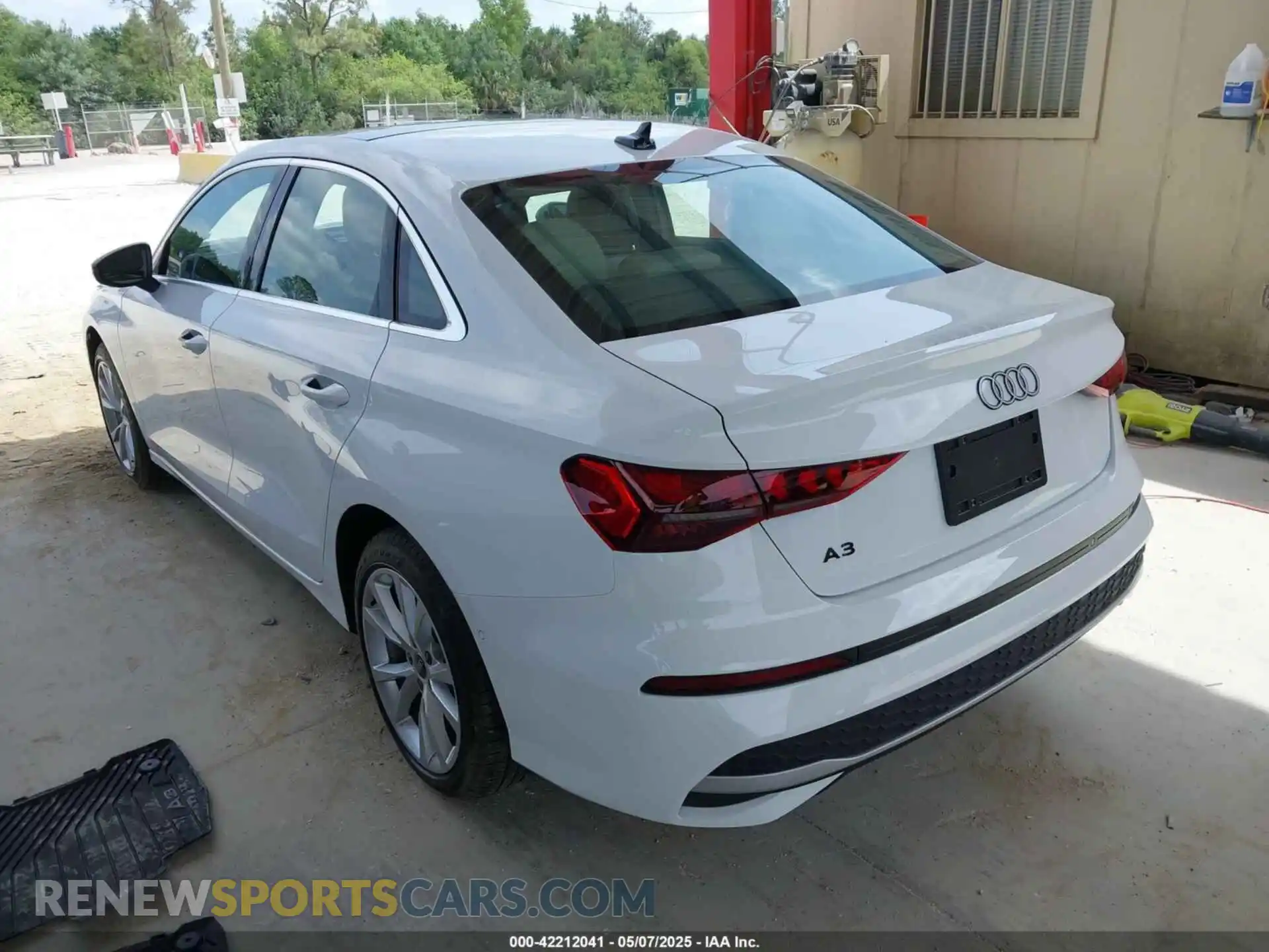 3 Photograph of a damaged car WAUGUDGY6SA039790 AUDI A3 2025