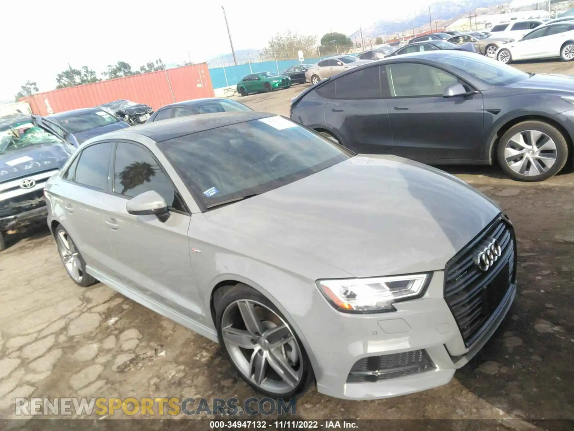 1 Фотография поврежденного автомобиля WAUJEGFF4LA070817 AUDI A3 SEDAN 2020