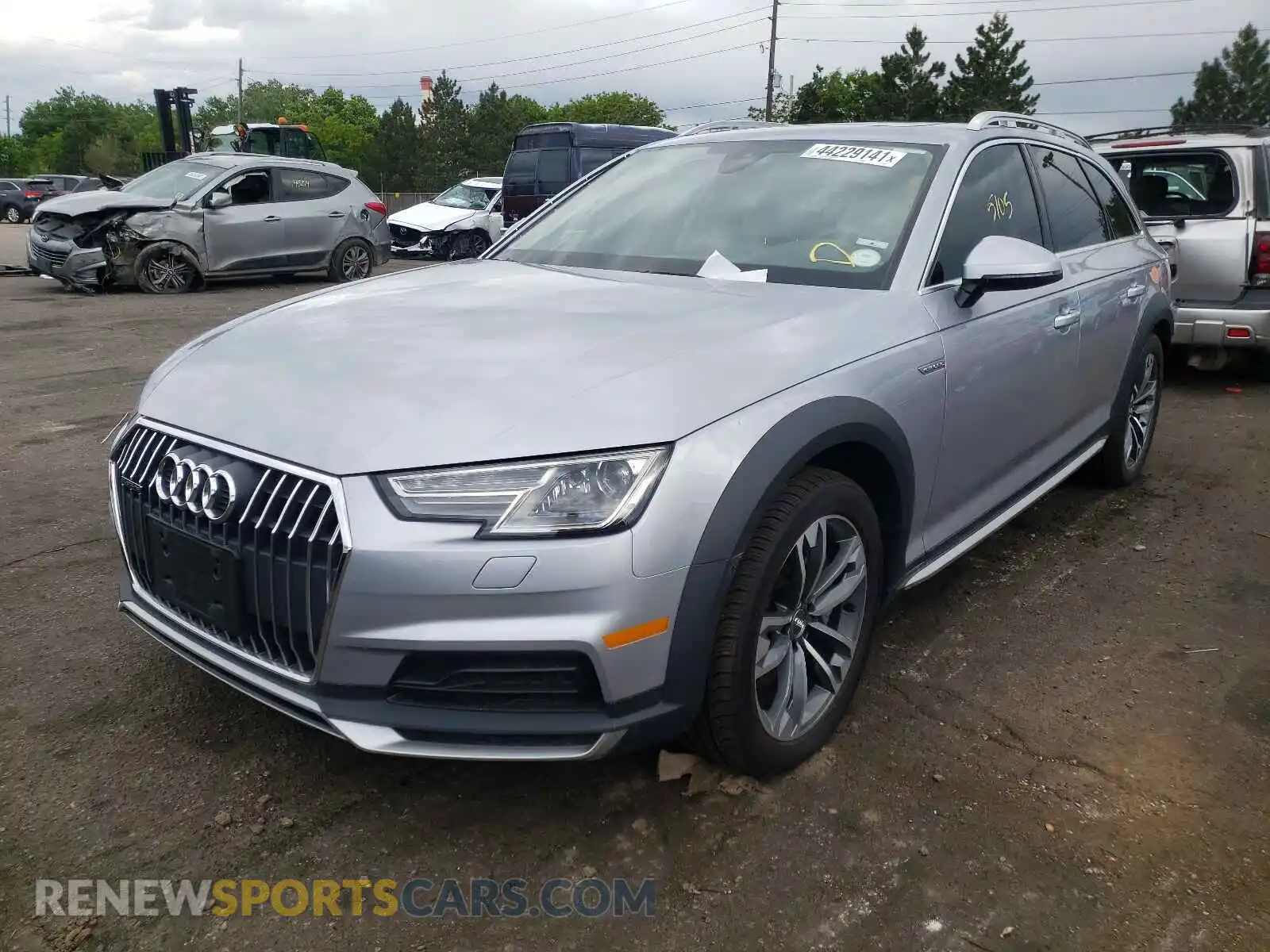2 Photograph of a damaged car WA17NAF40KA112885 AUDI A4 2019