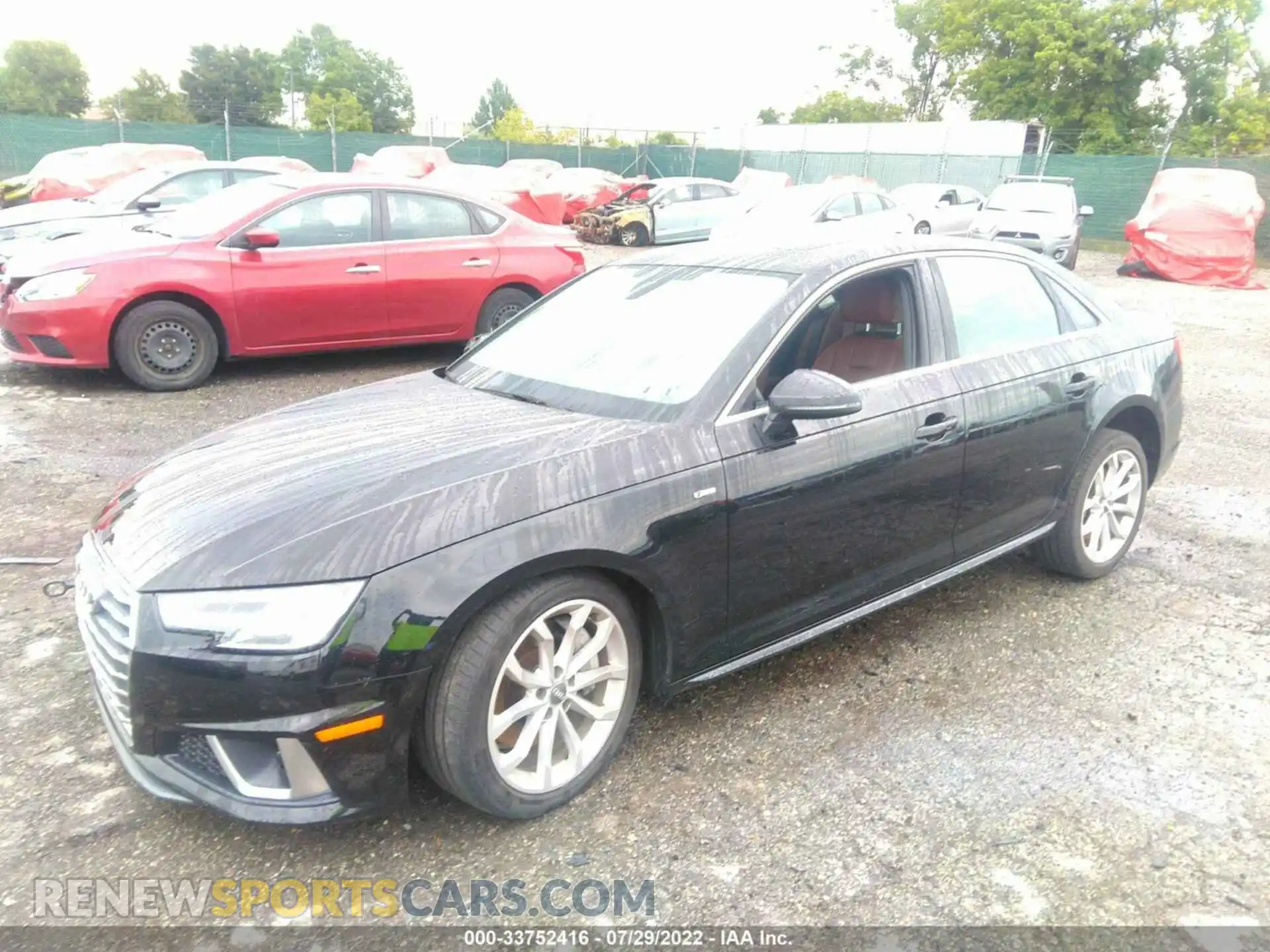 2 fotografías del automóvil dañado WAUENAF41KA055557 AUDI A4 2019