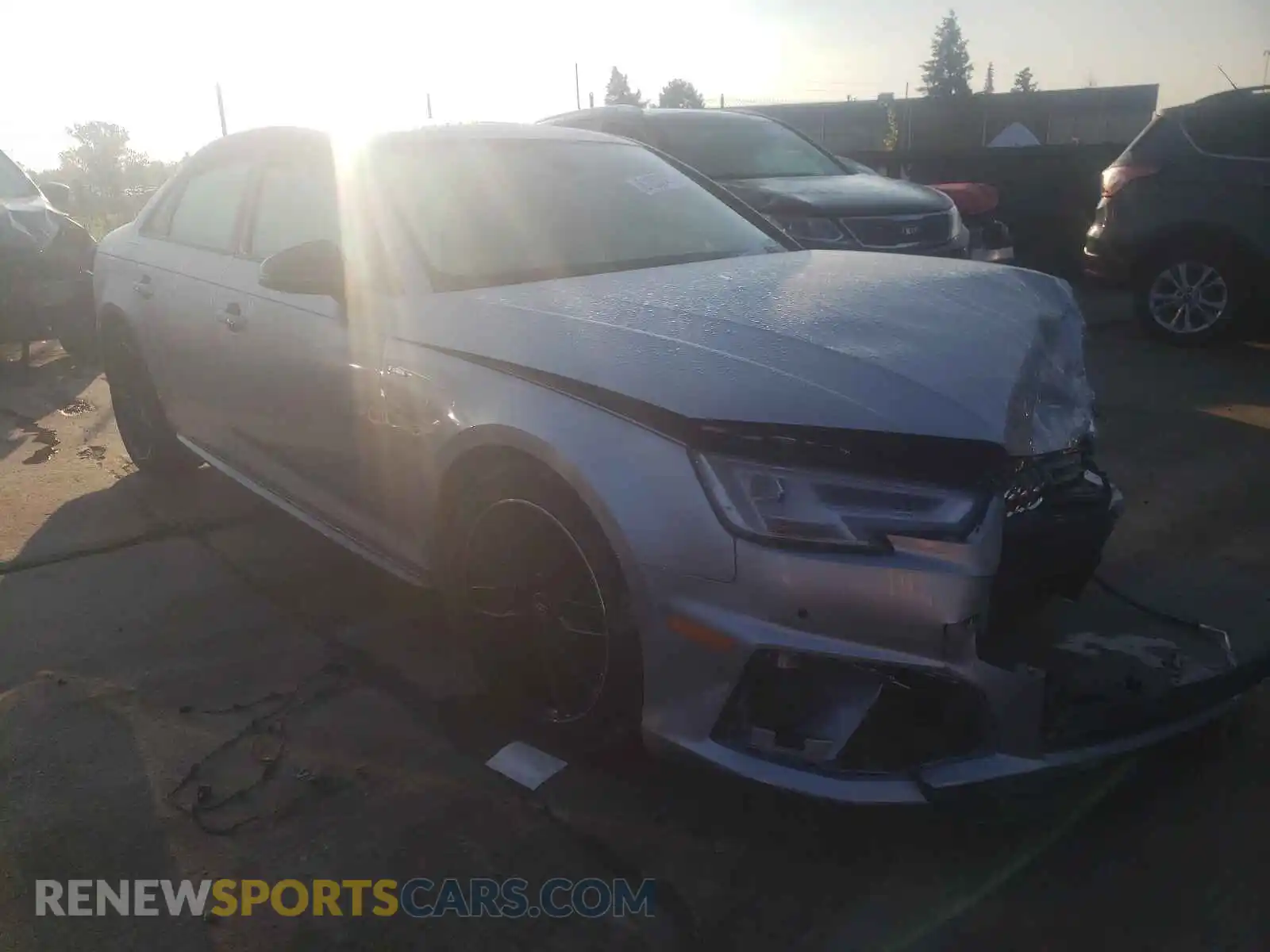 1 Фотография поврежденного автомобиля WAUENAF42KA117046 AUDI A4 2019