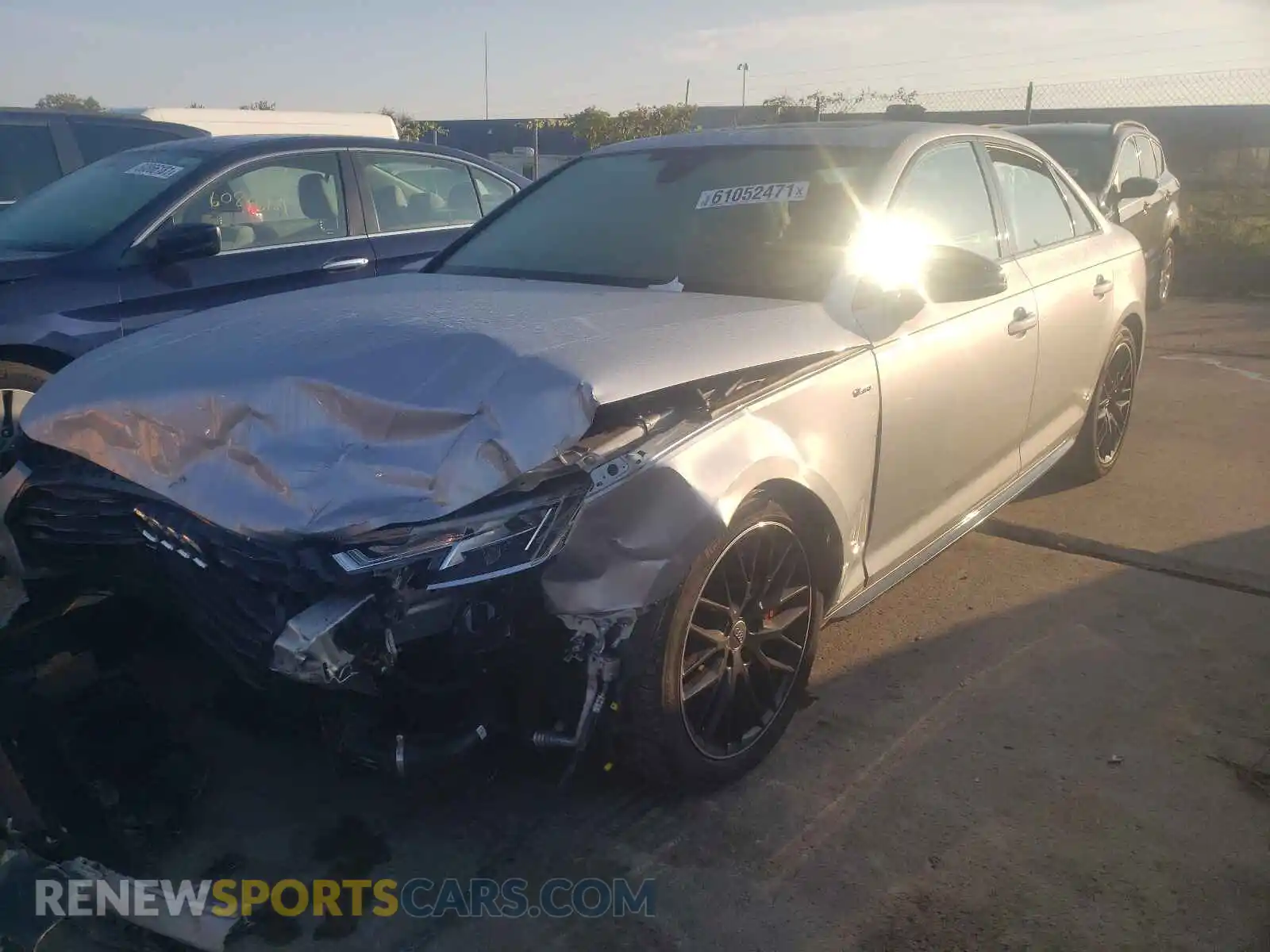 2 Фотография поврежденного автомобиля WAUENAF42KA117046 AUDI A4 2019