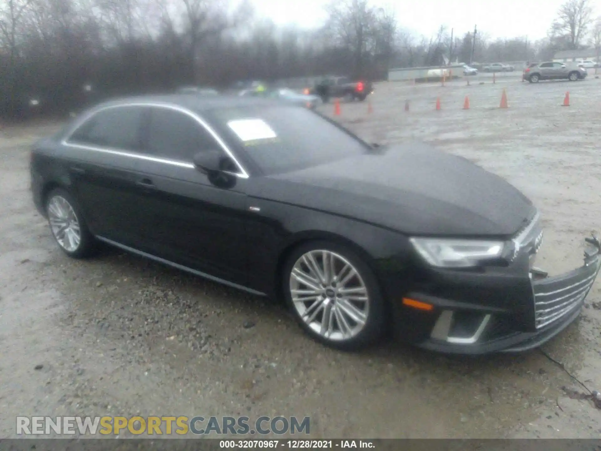 1 fotografías del automóvil dañado WAUENAF4XKN002073 AUDI A4 2019