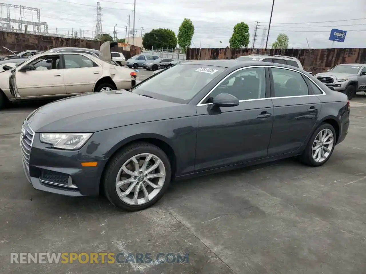 1 Фотография поврежденного автомобиля WAUGMAF40KN005026 AUDI A4 2019