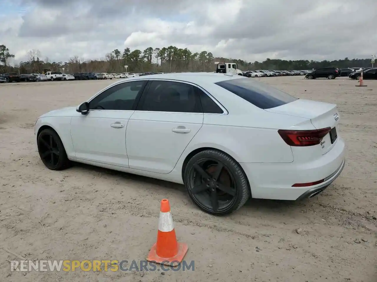 2 Photograph of a damaged car WAUGMAF41KA009965 AUDI A4 2019