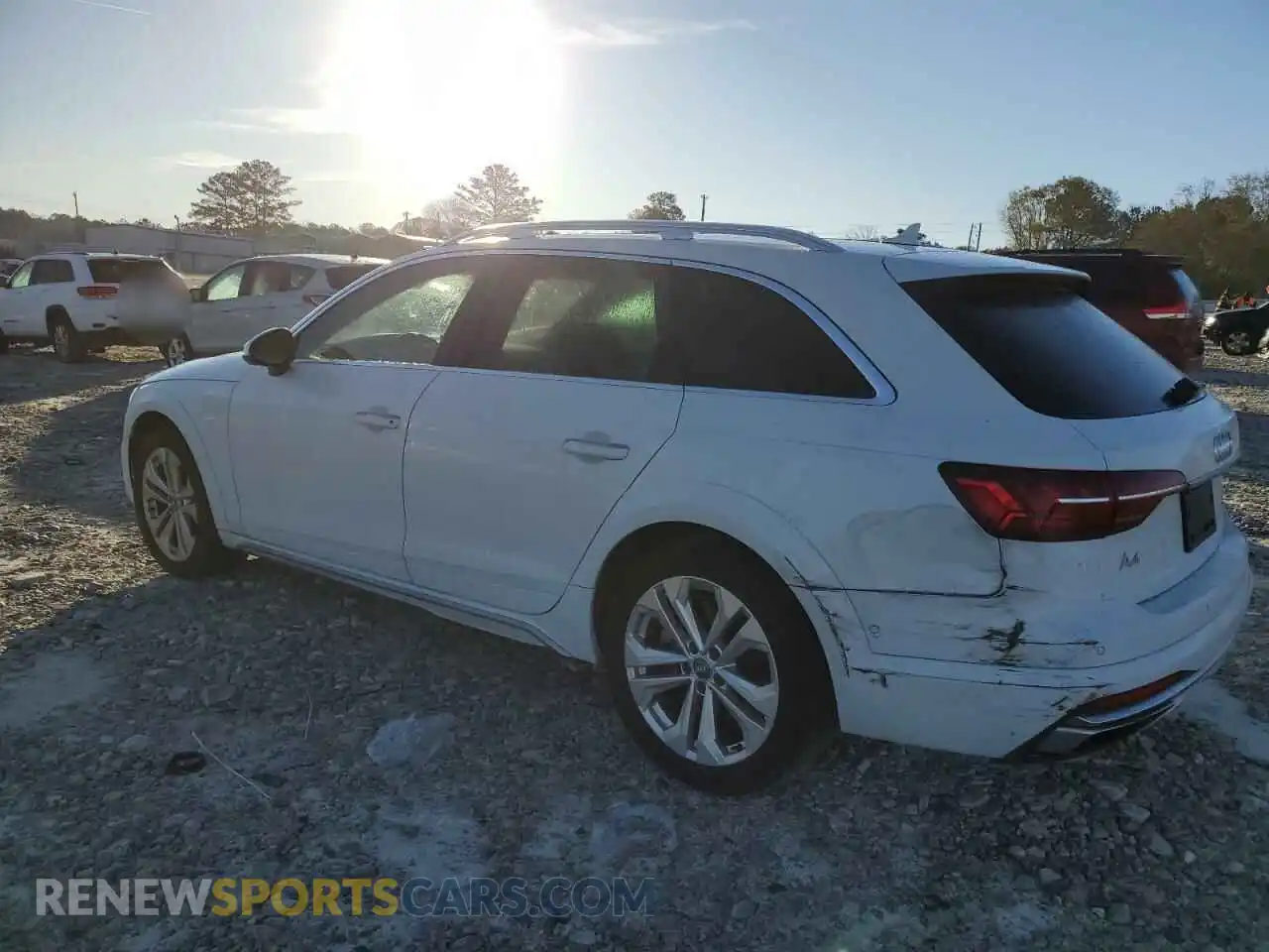 2 Photograph of a damaged car WA19NAF40LA028365 AUDI A4 2020