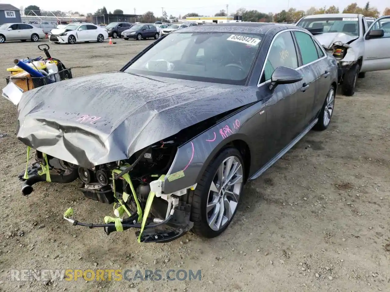 2 Фотография поврежденного автомобиля WAUENAF40LN006361 AUDI A4 2020