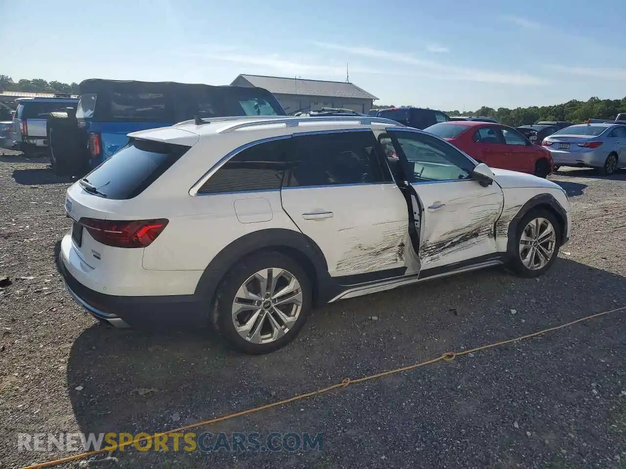3 Фотография поврежденного автомобиля WA17ABF47MA060885 AUDI A4 2021