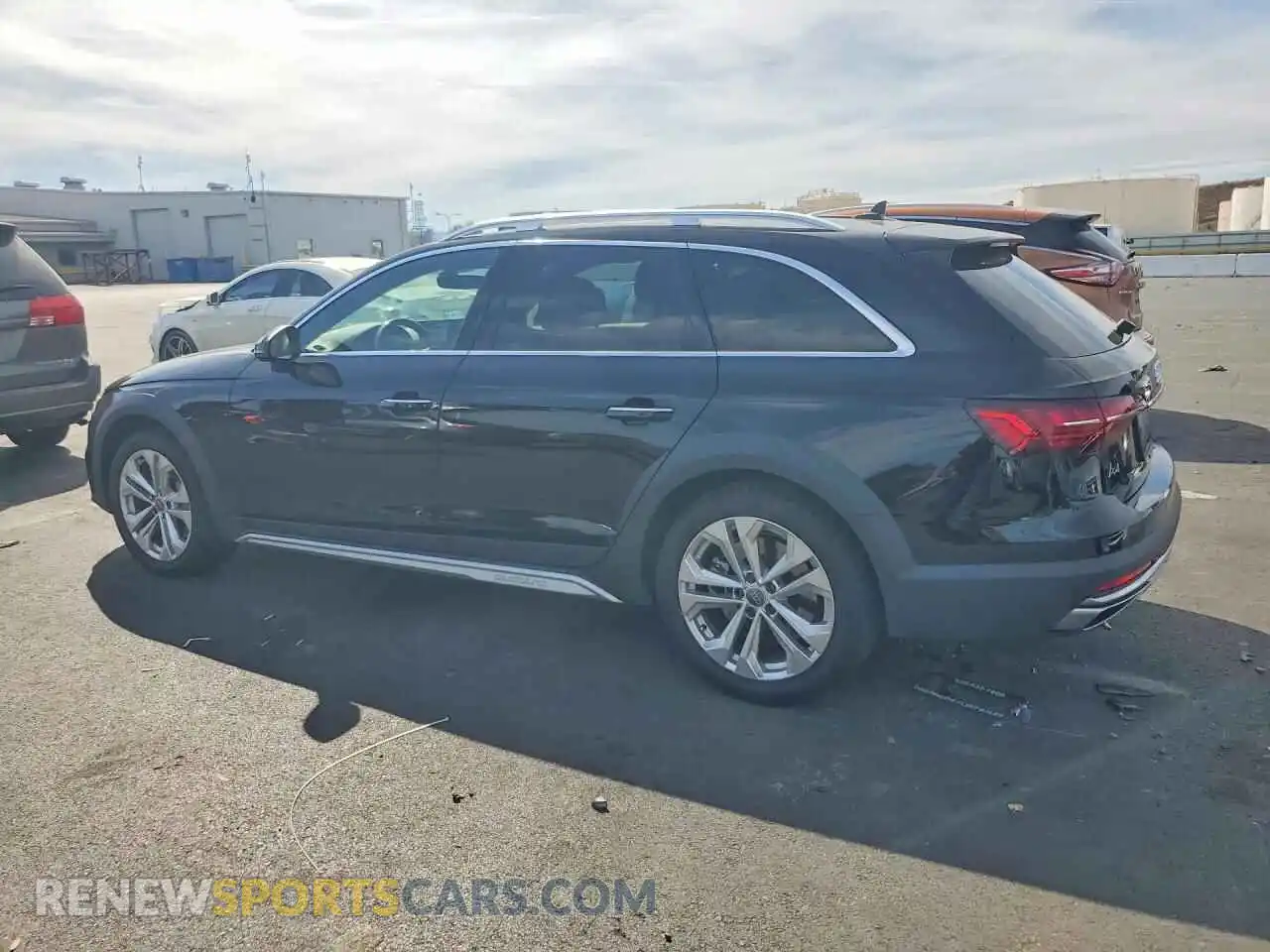 2 Photograph of a damaged car WA18AAF40MA005029 AUDI A4 2021
