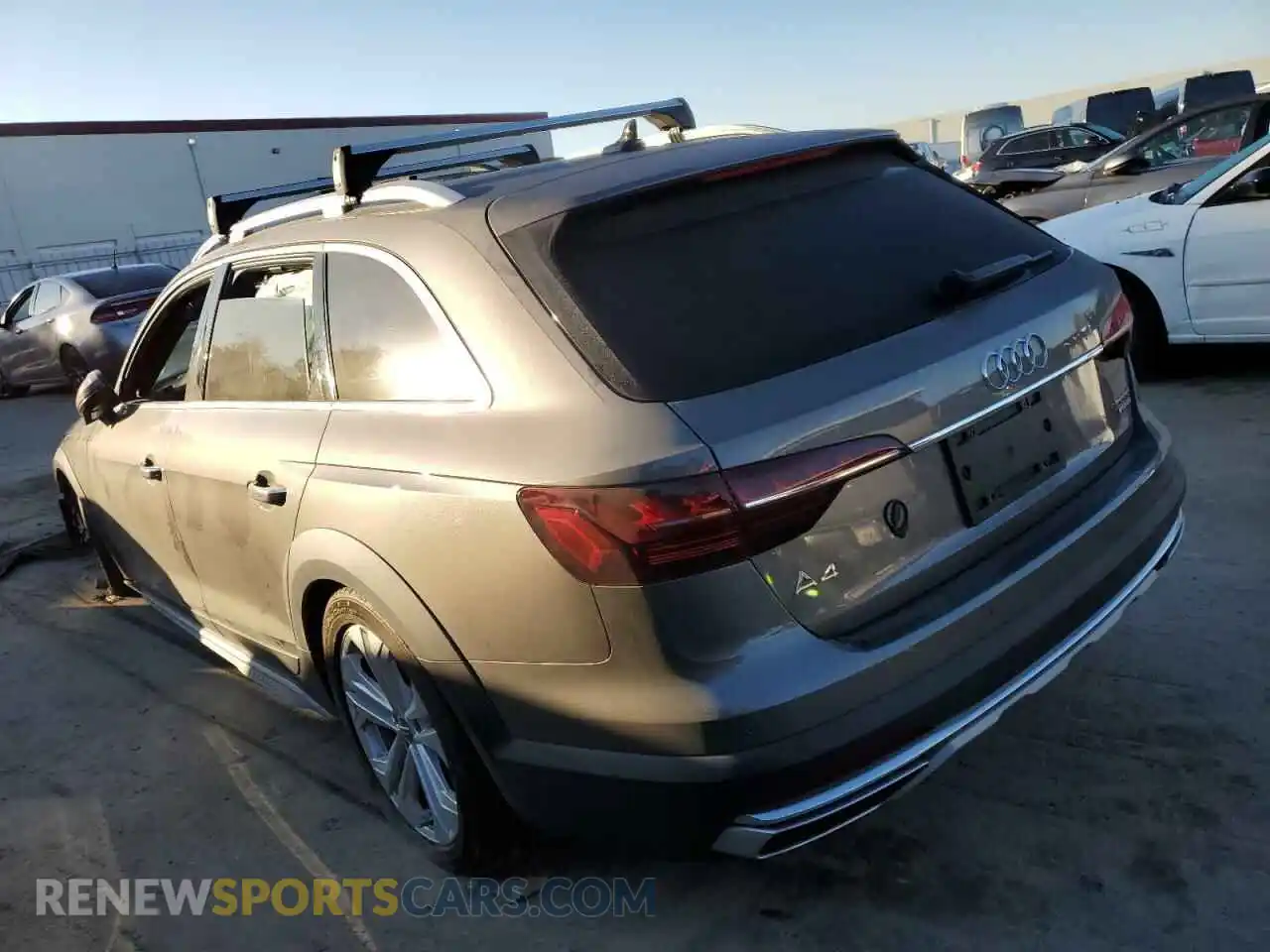 2 Photograph of a damaged car WA18AAF42MA004562 AUDI A4 2021
