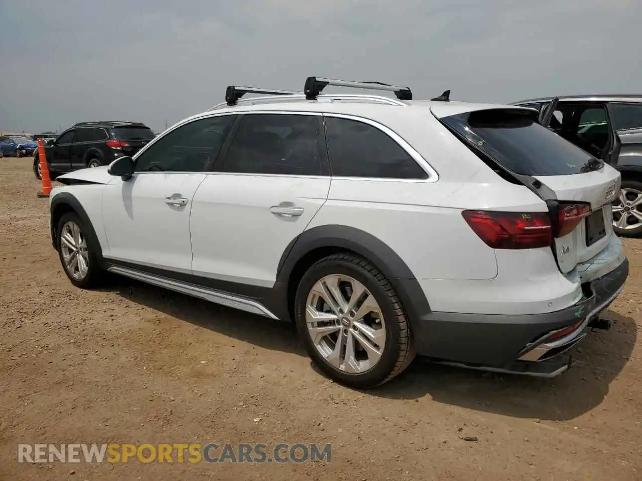 2 Photograph of a damaged car WA18AAF45MA004586 AUDI A4 2021