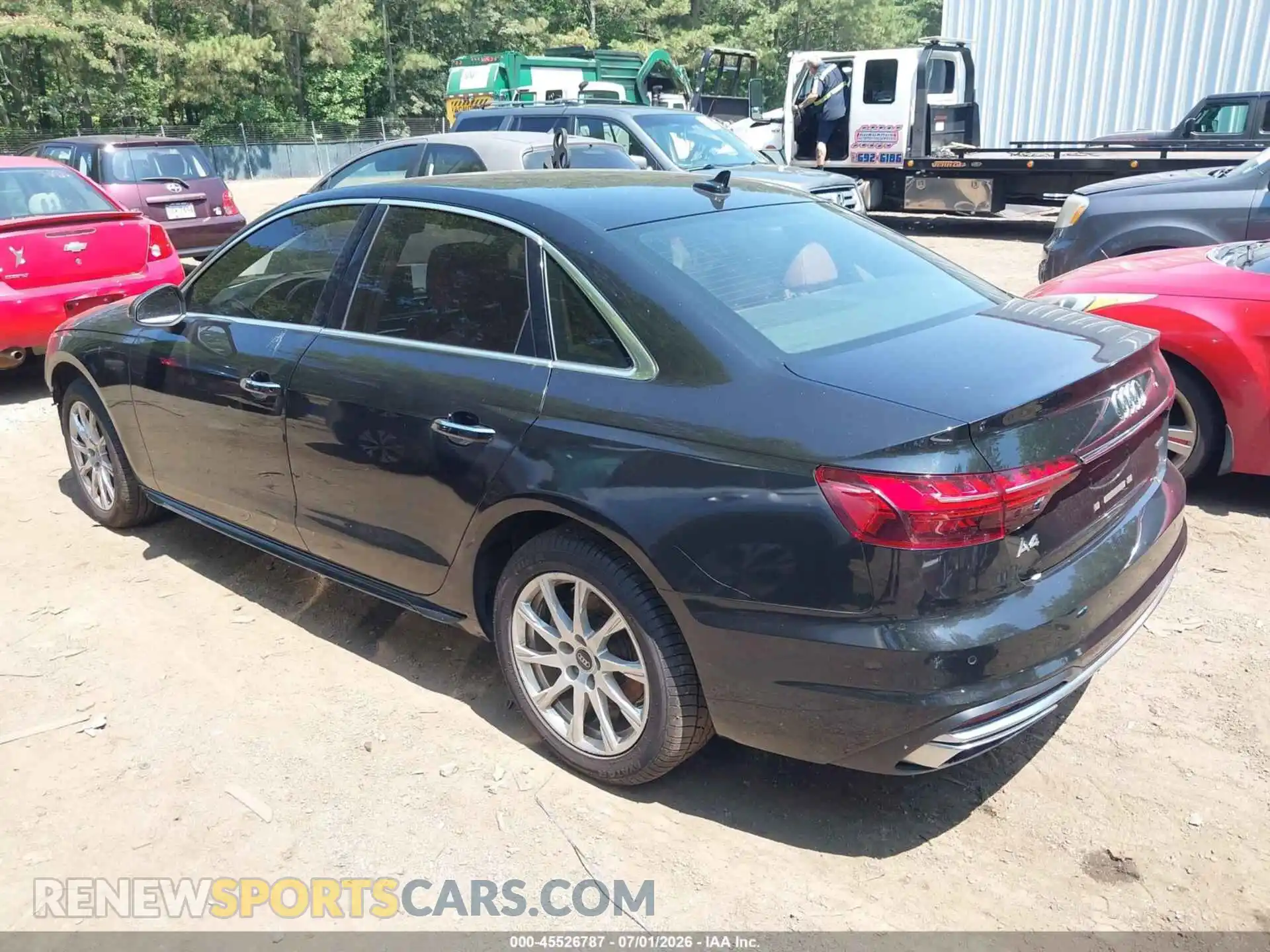 3 Фотография поврежденного автомобиля WAUABAF43MN016004 AUDI A4 2021