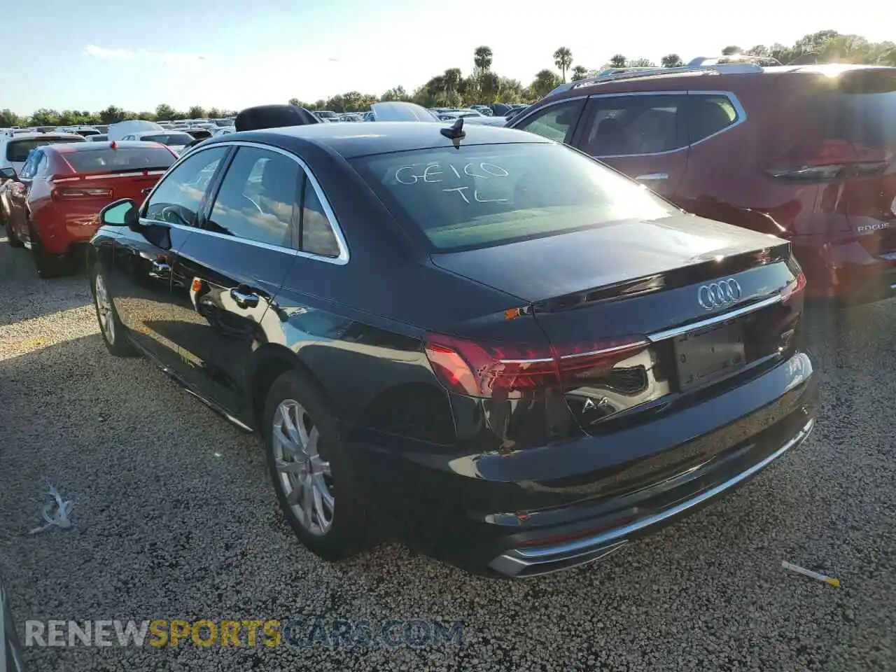 3 Фотография поврежденного автомобиля WAUABAF49MA030190 AUDI A4 2021