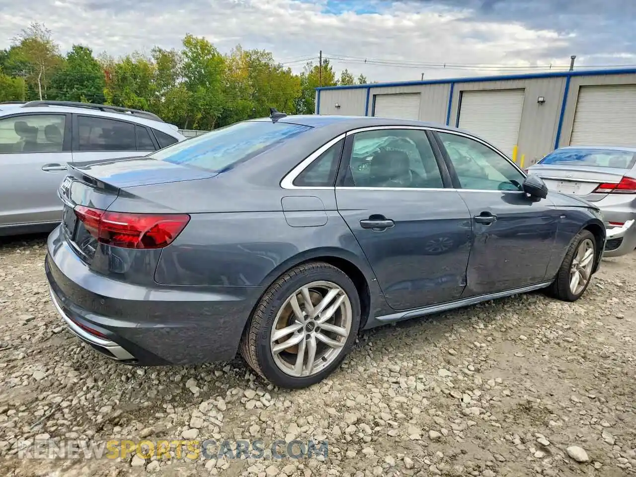 3 fotografías del automóvil dañado WAUDAAF40MN010970 AUDI A4 2021