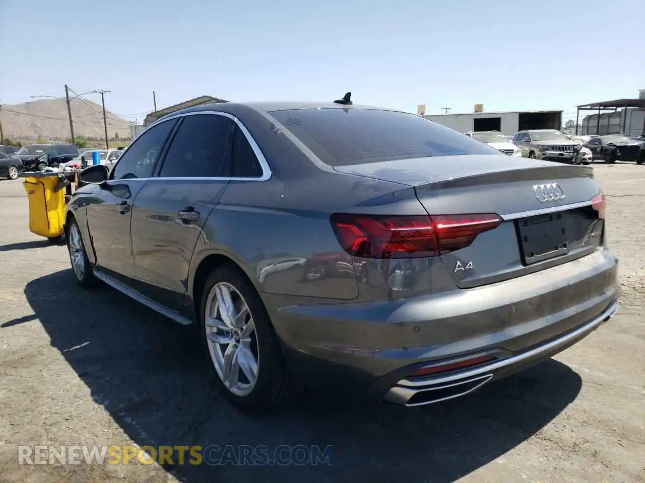 3 fotografías del automóvil dañado WAUDAAF46MN001822 AUDI A4 2021