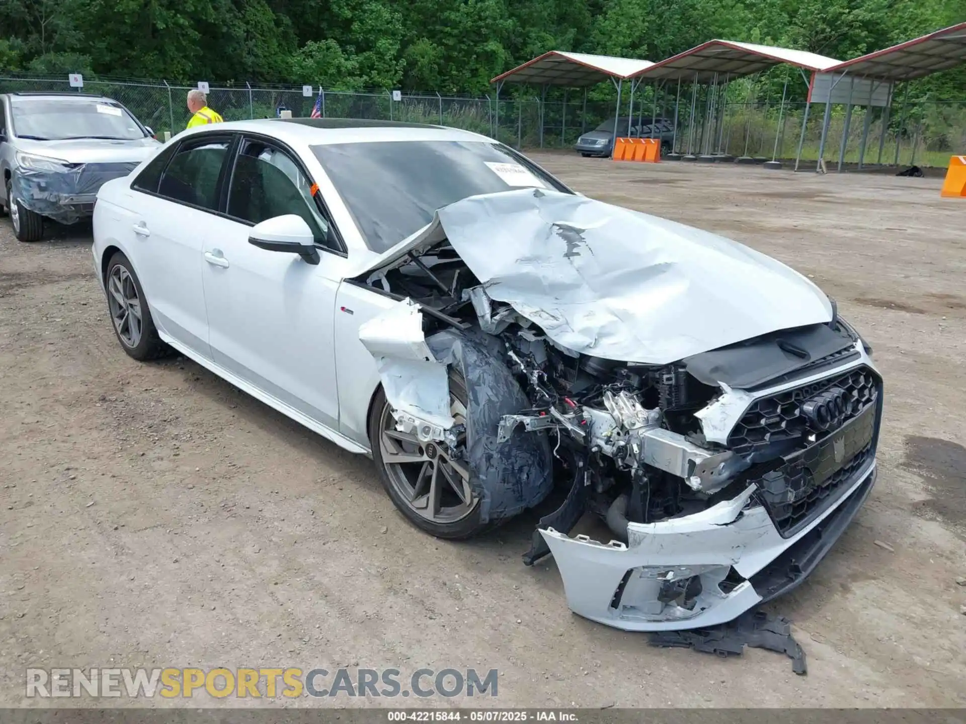1 Photograph of a damaged car WAUEAAF41MN007919 AUDI A4 2021