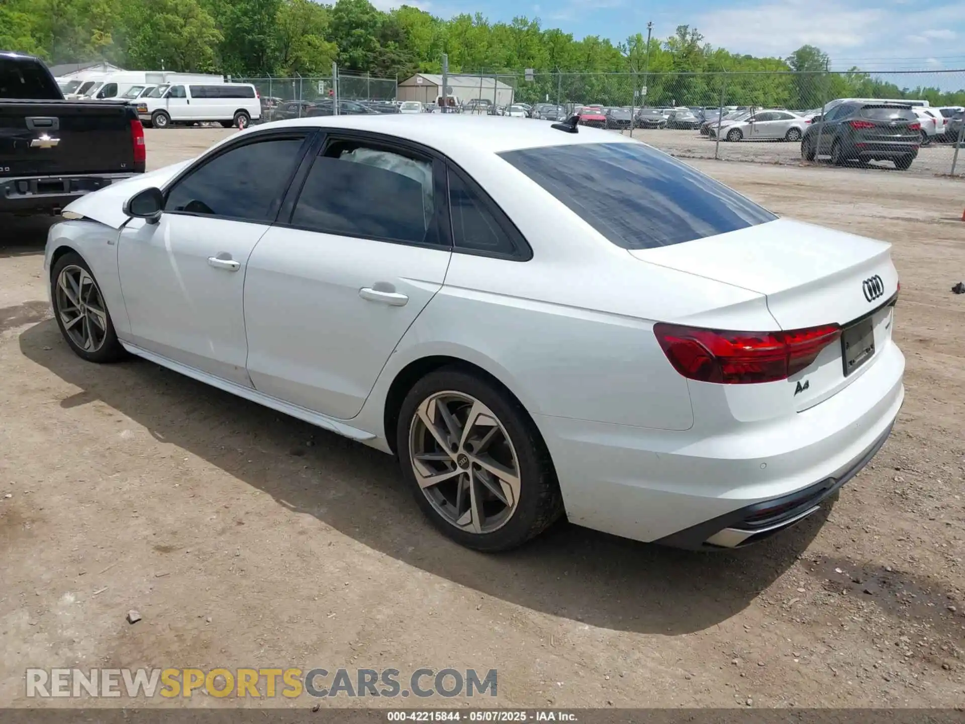 3 Photograph of a damaged car WAUEAAF41MN007919 AUDI A4 2021